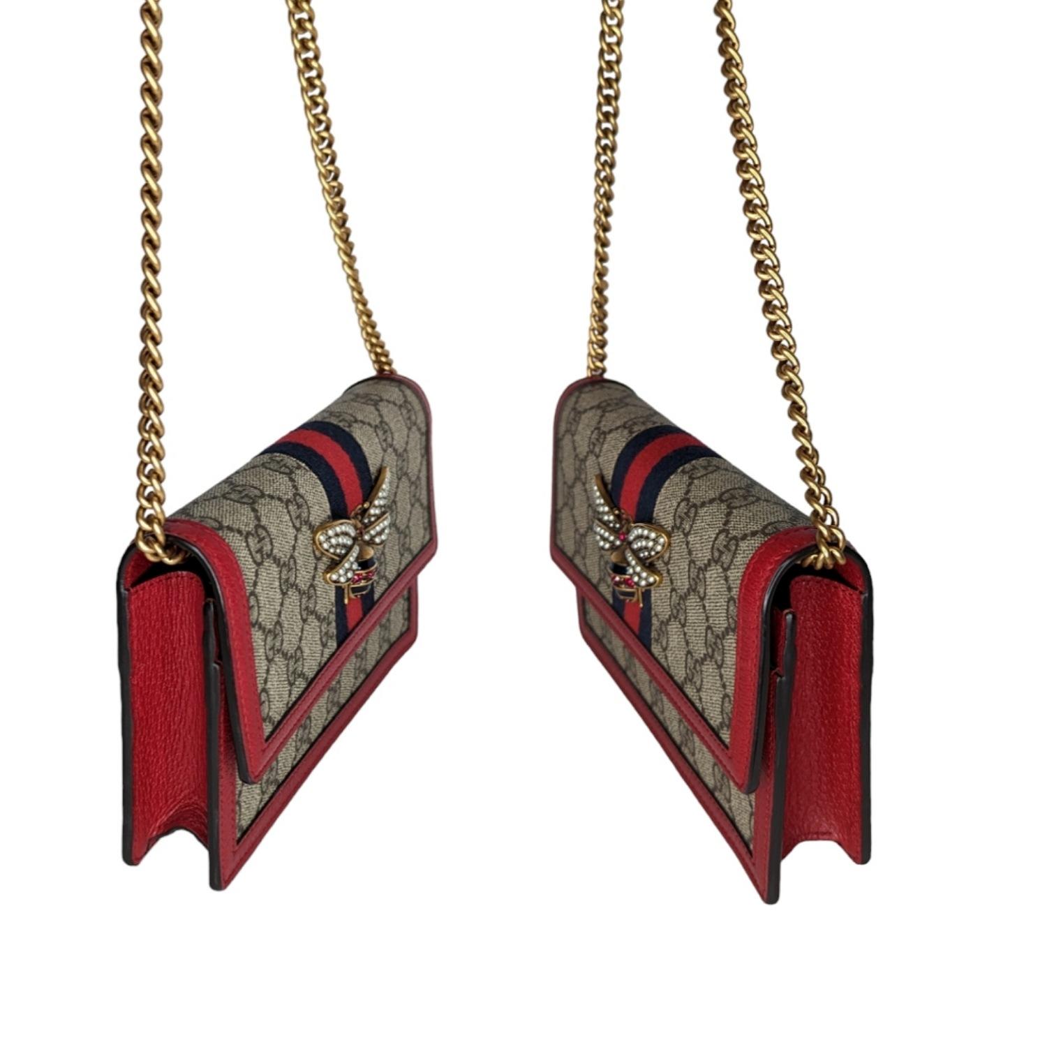 Women's Gucci GG Supreme Queen Margaret Wallet on Chain