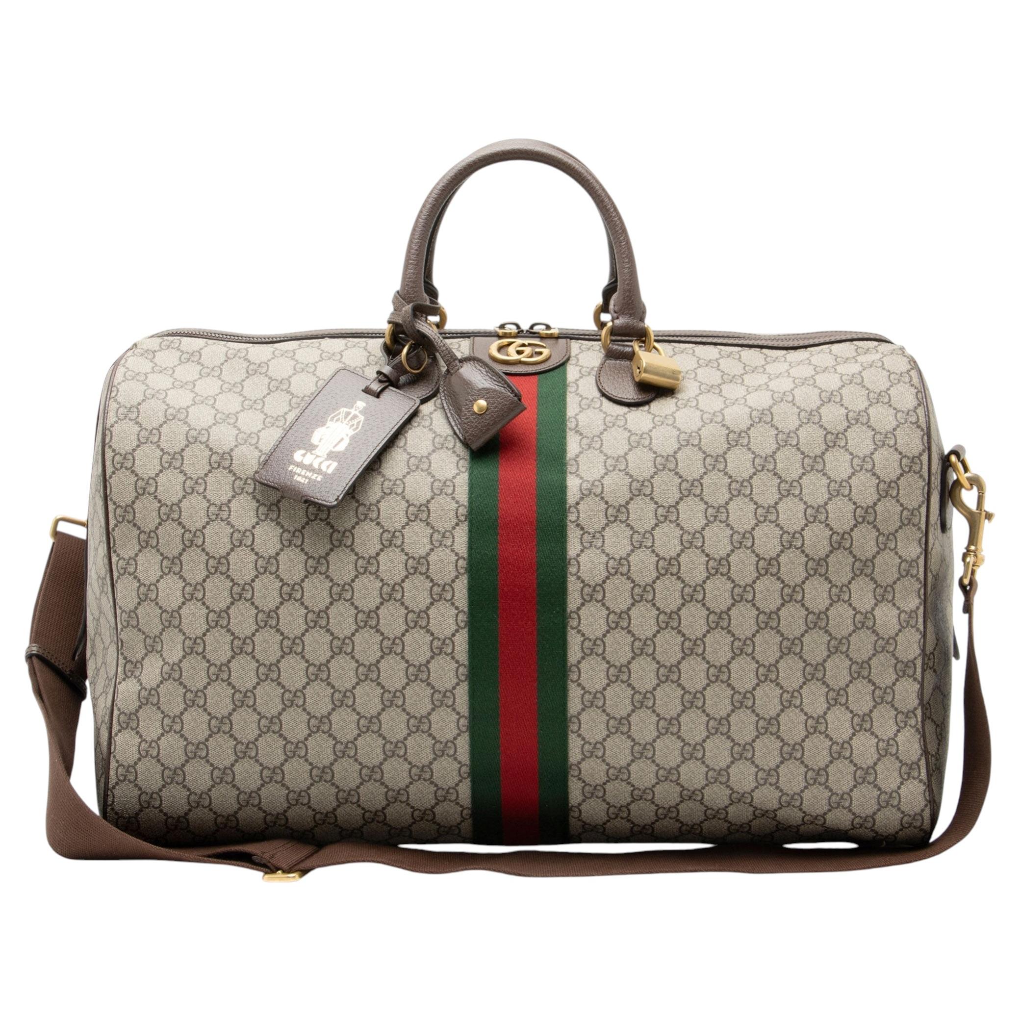Grand sac de voyage Gucci GG Supreme Savoy en vente