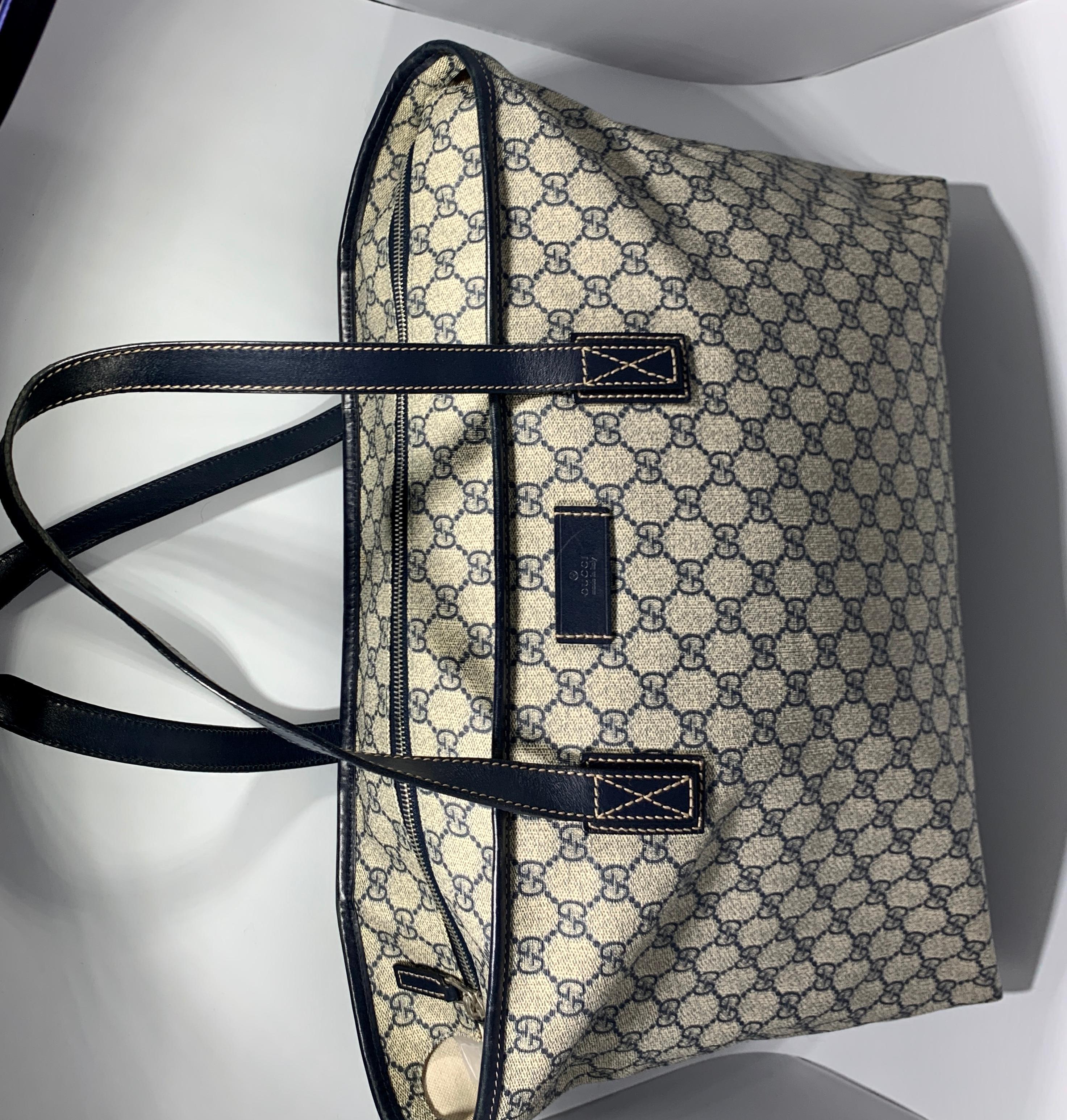 Gray GUCCI GG Supreme Sherry tote bag PVC leather Navy Blue Large