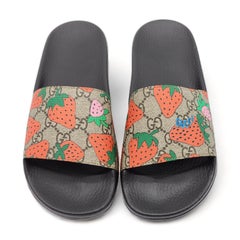 Gucci GG Supreme Strawberry Slides in Canvas