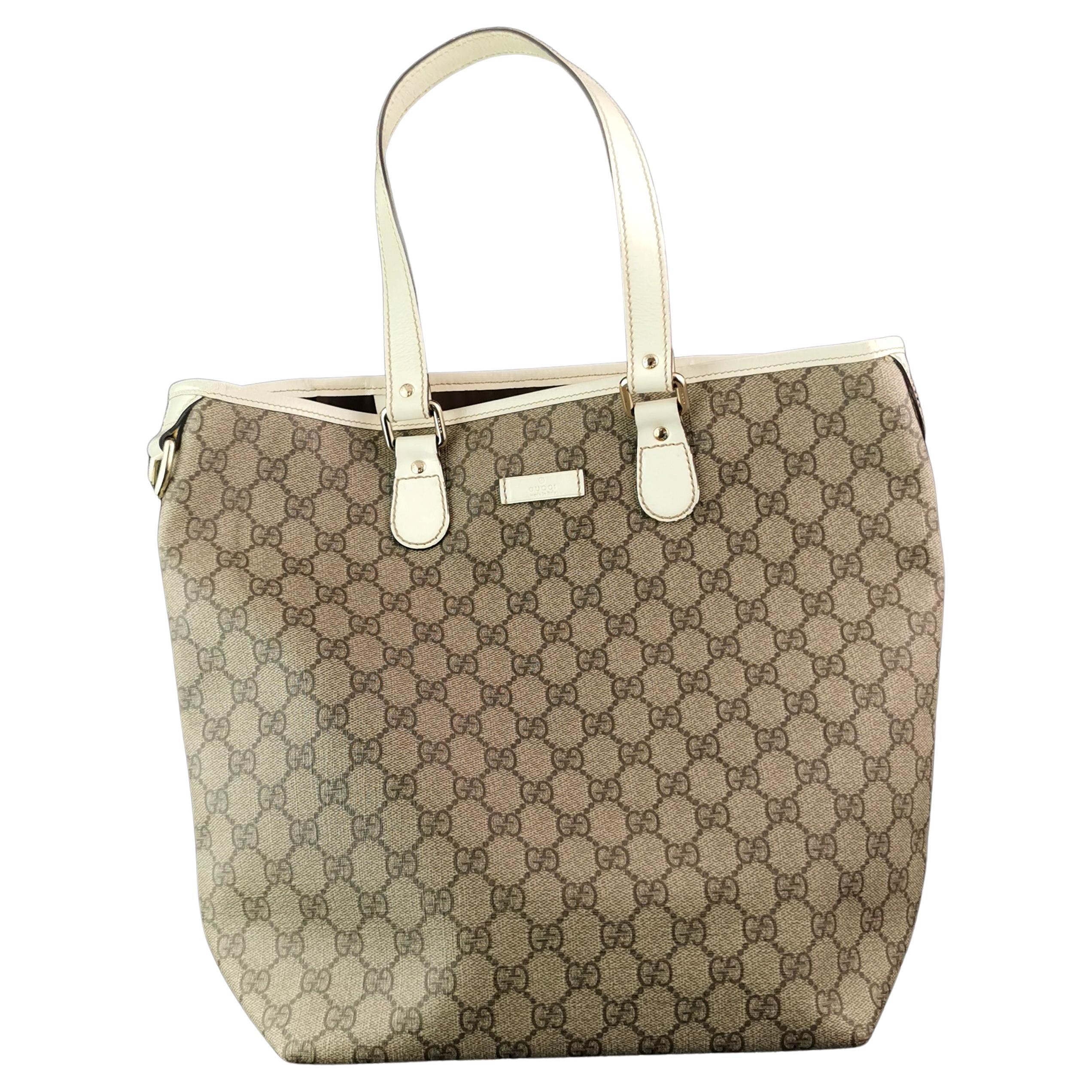 Gucci GG supreme tote bag, canvas, Monogrammed  For Sale