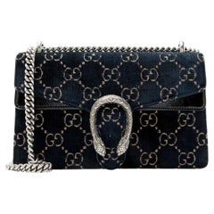 Gucci GG Velvet Dionysus Medium Shoulder Bag