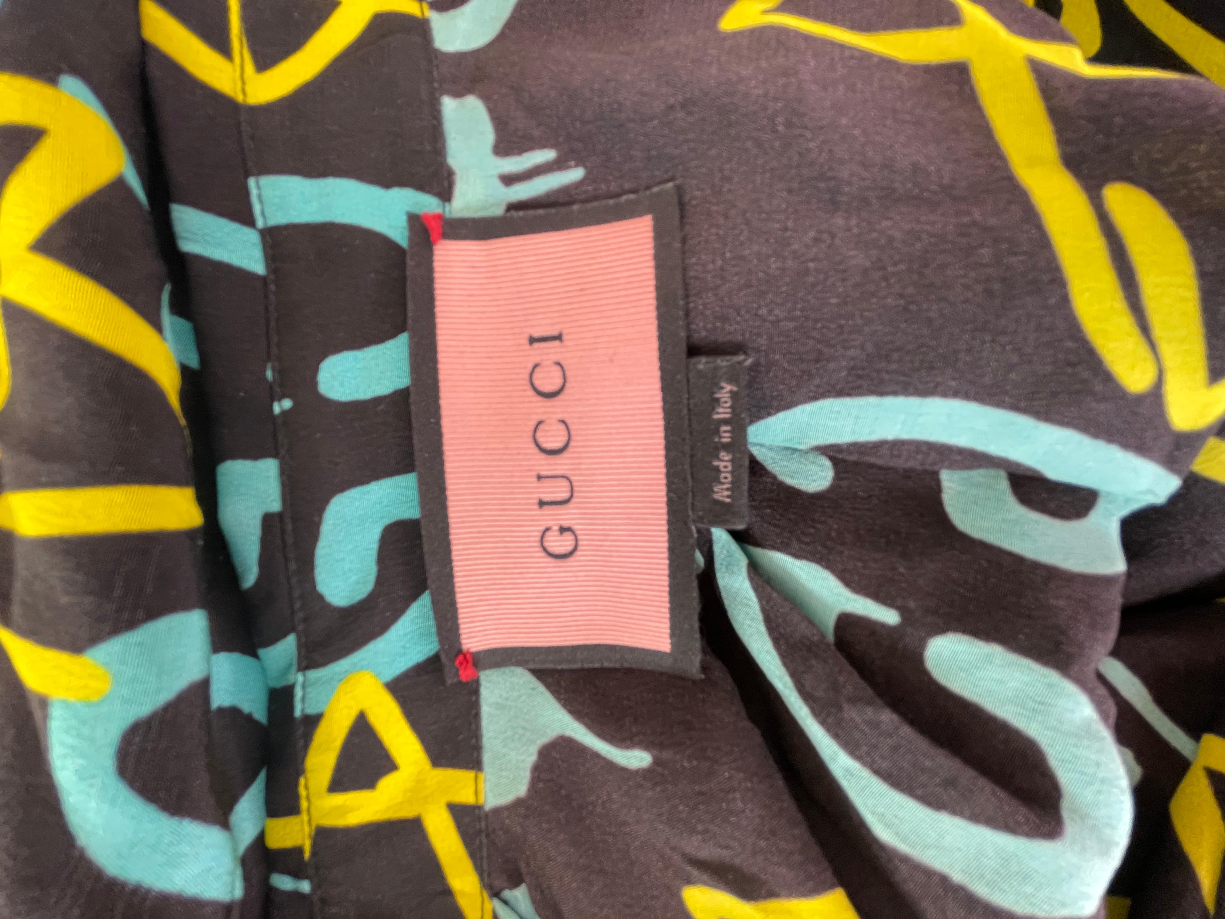 Gucci Ghost Printed Shirt (Size 42) 443492 In Excellent Condition In Montreal, Quebec