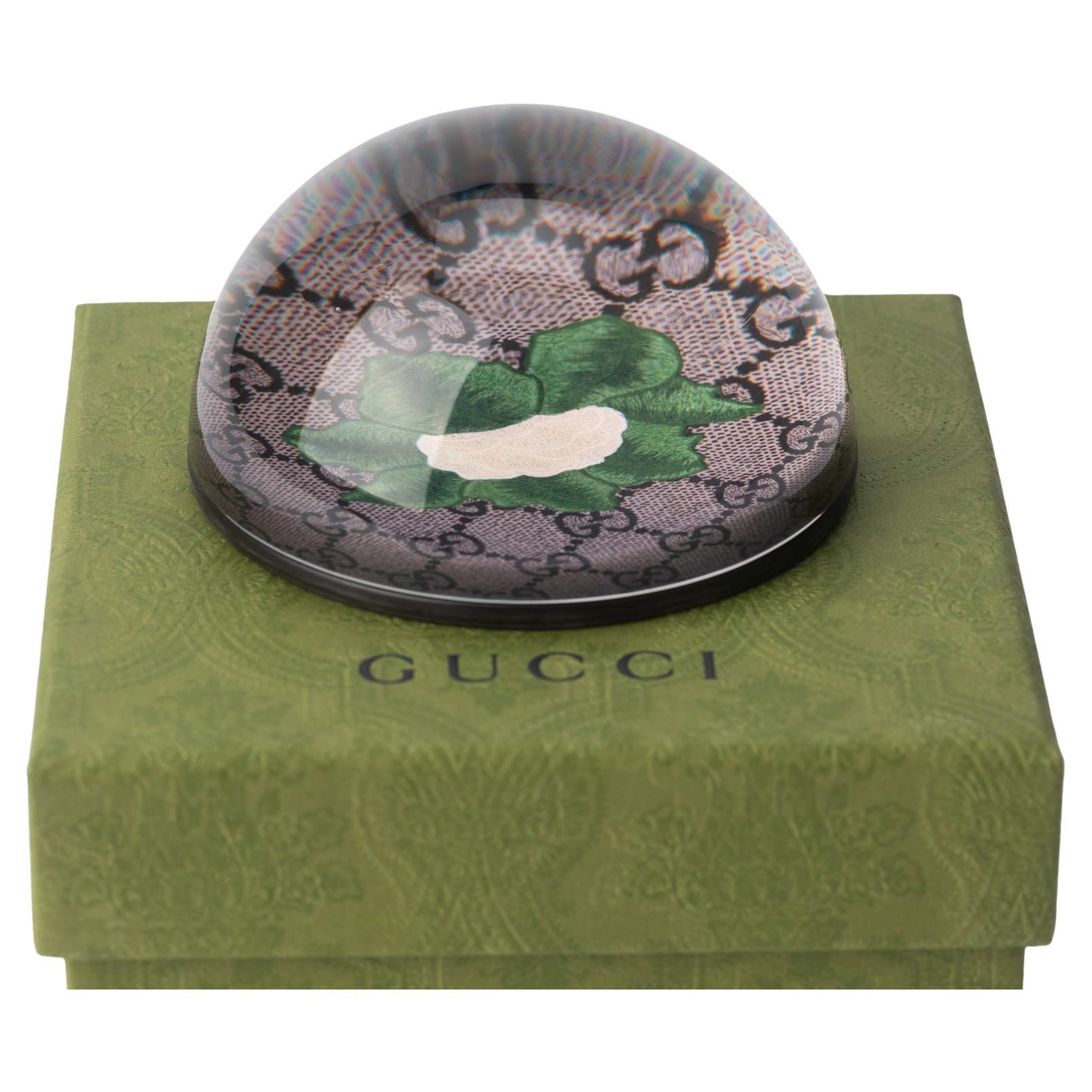 Gucci Glas Briefbeschwerer W/Original Box im Angebot