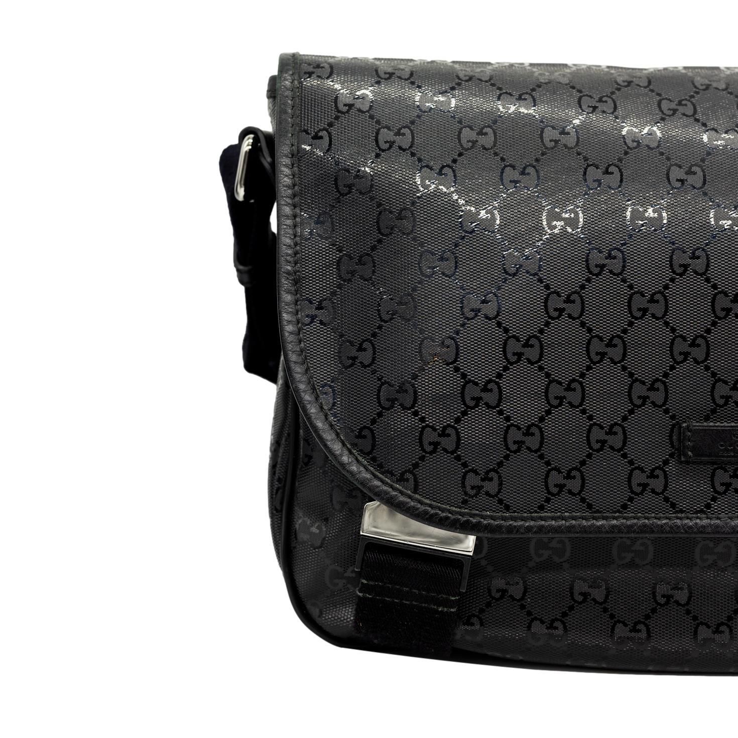 Gucci Glazed Black GG Supreme Canvas Medium Crossbody Unisex Messenger Bag For Sale 4
