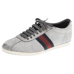 Gucci Glitter beschichtet Stoff Bambi Web Detail Nieten Low Top Turnschuhe Größe 41