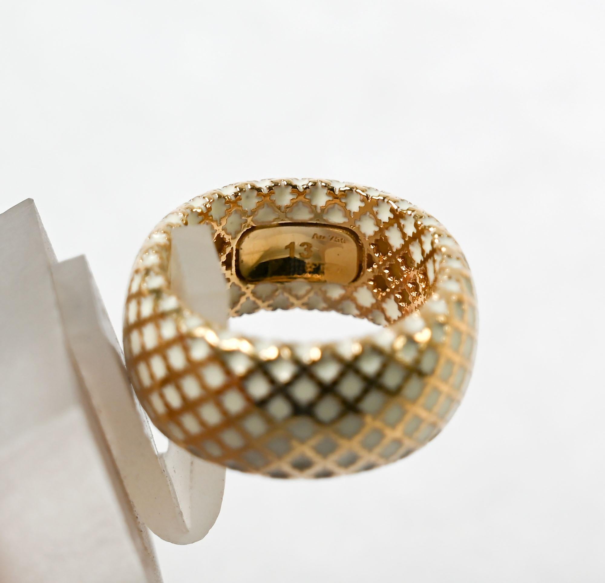 Bague en or et émail de Gucci Excellent état - En vente à Darnestown, MD