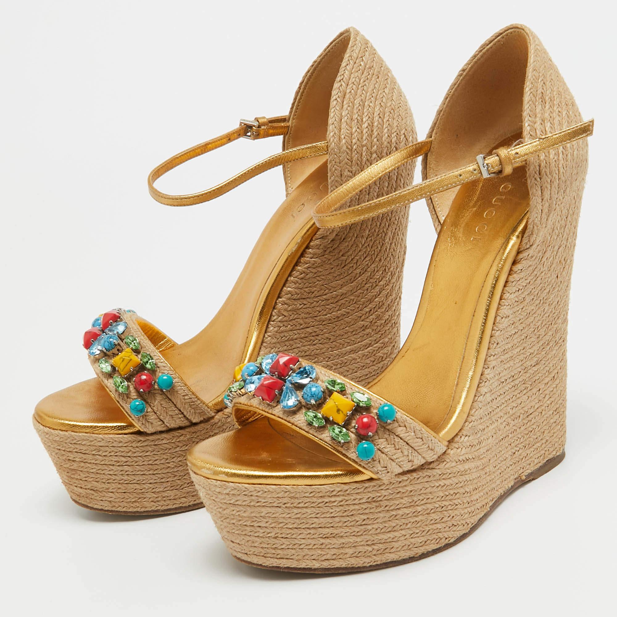 Whether you're into high style comfort or both these lovely wedges will never disappoint. They feature a chic silhouette and an eye pleasing hue. Make this pair yours today
