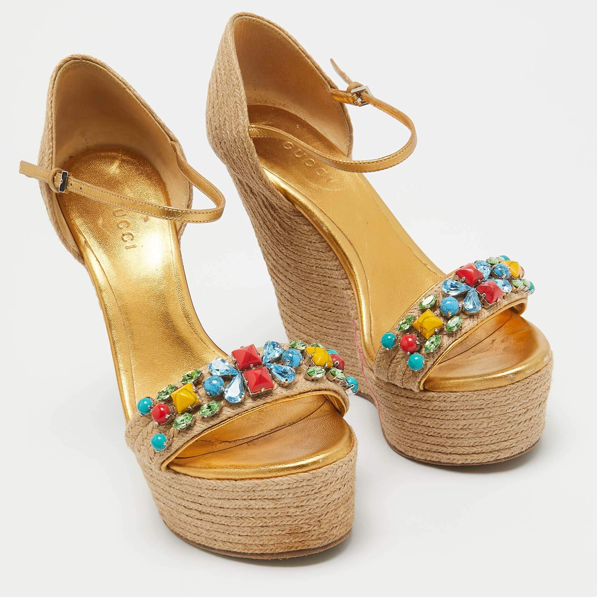 Women's Gucci Gold/Beige Jute And Leather Carolina Wedge Sandals Size 36