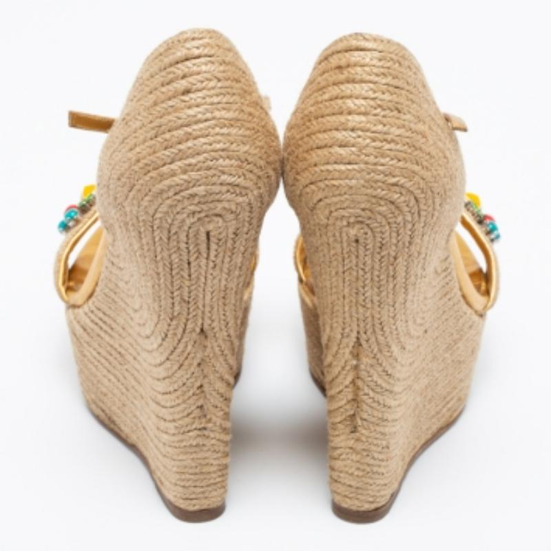 Gucci Gold/Beige Jute And Leather Carolina Wedge Sandals Size 36 For Sale 1
