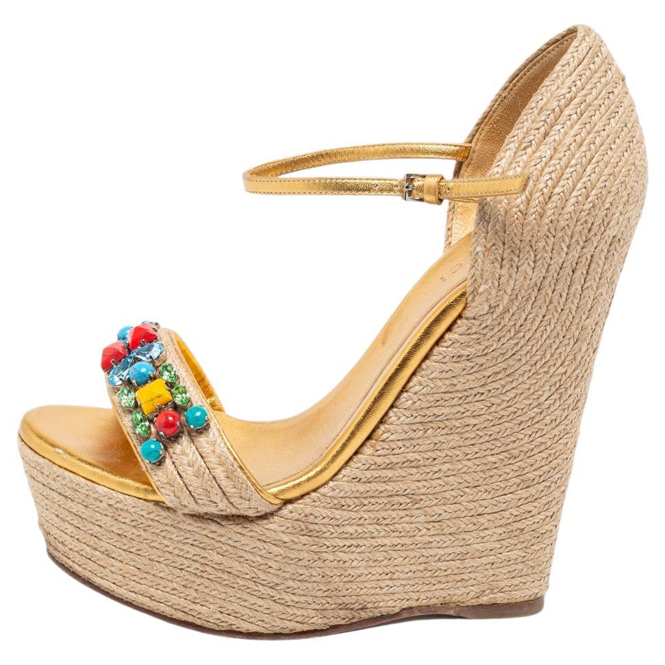 Gucci Gold/Beige Jute And Leather Carolina Wedge Sandals Size 36 For Sale