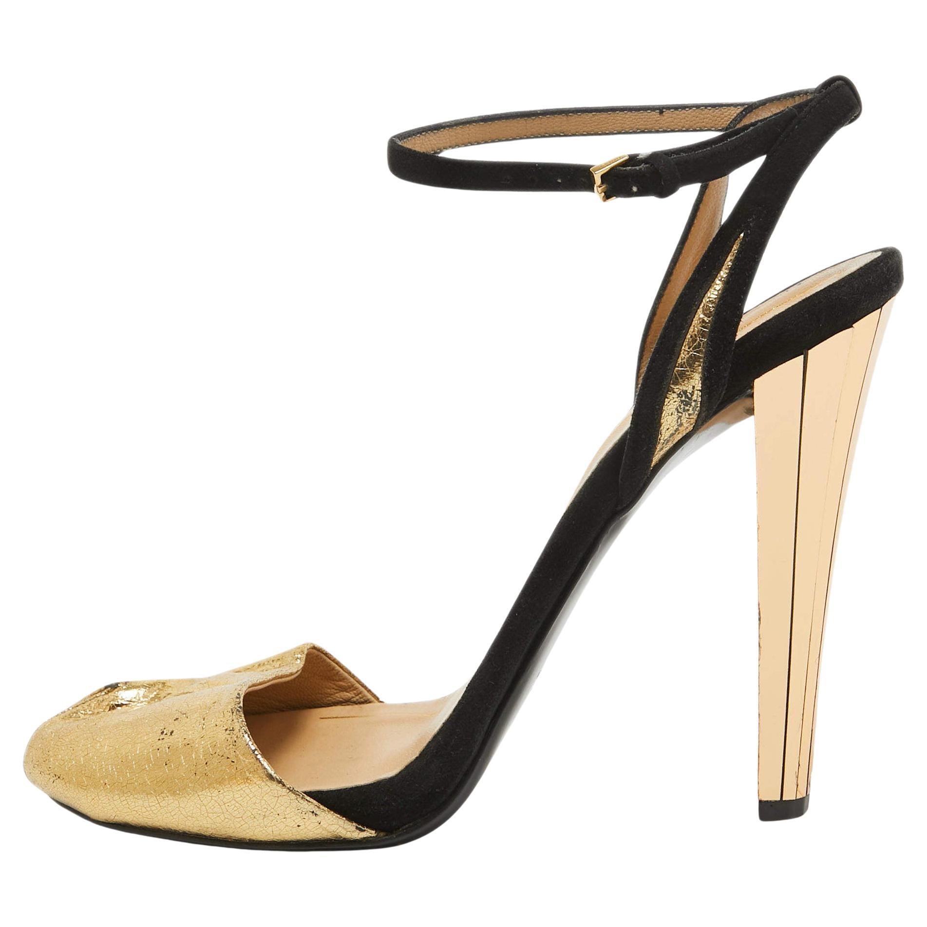 Gucci Gold/Black Leather and Suede Ankle Strap Sandals Size 40 For Sale