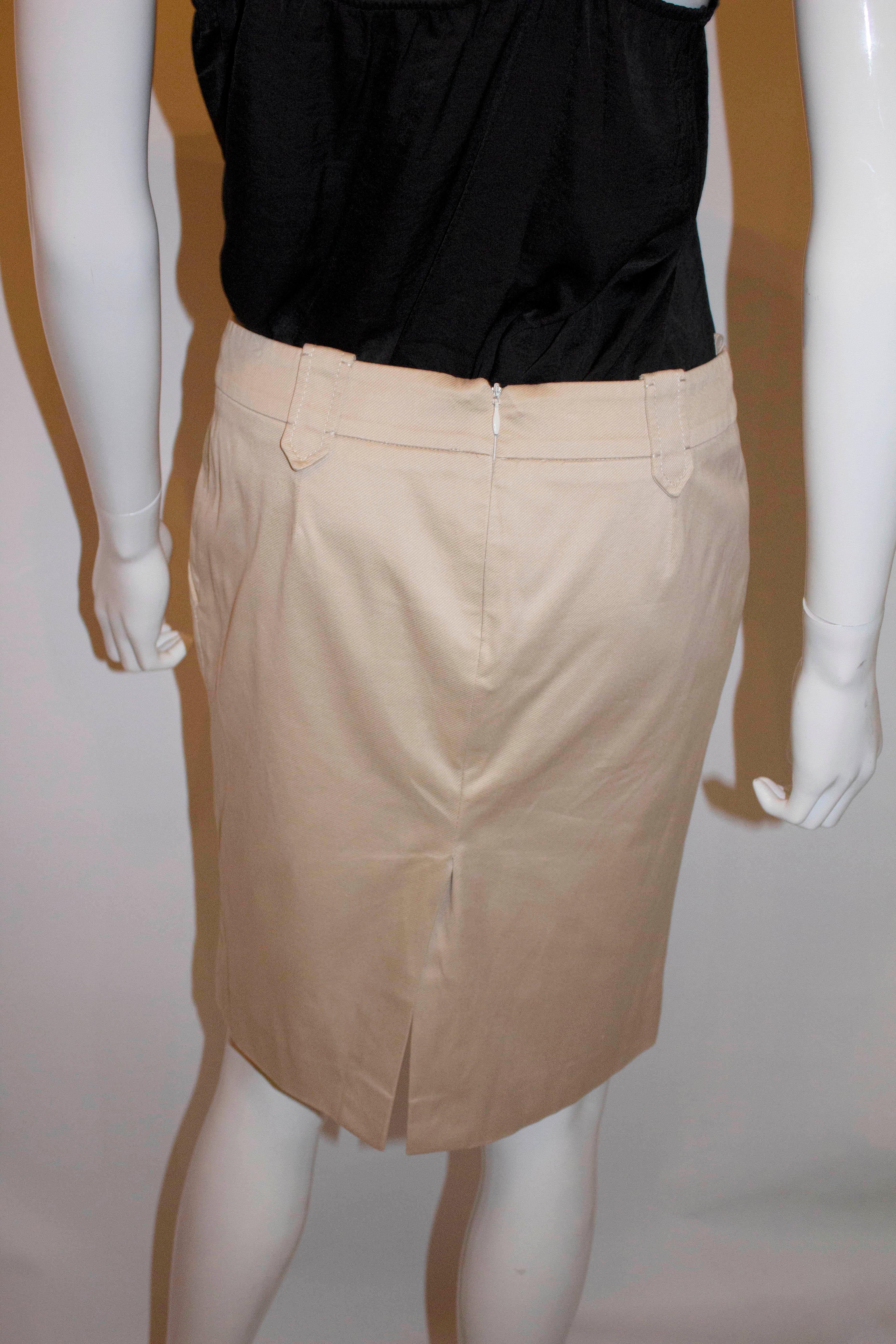 Gucci Gold Cotton Summer Skirt In Good Condition In London, GB