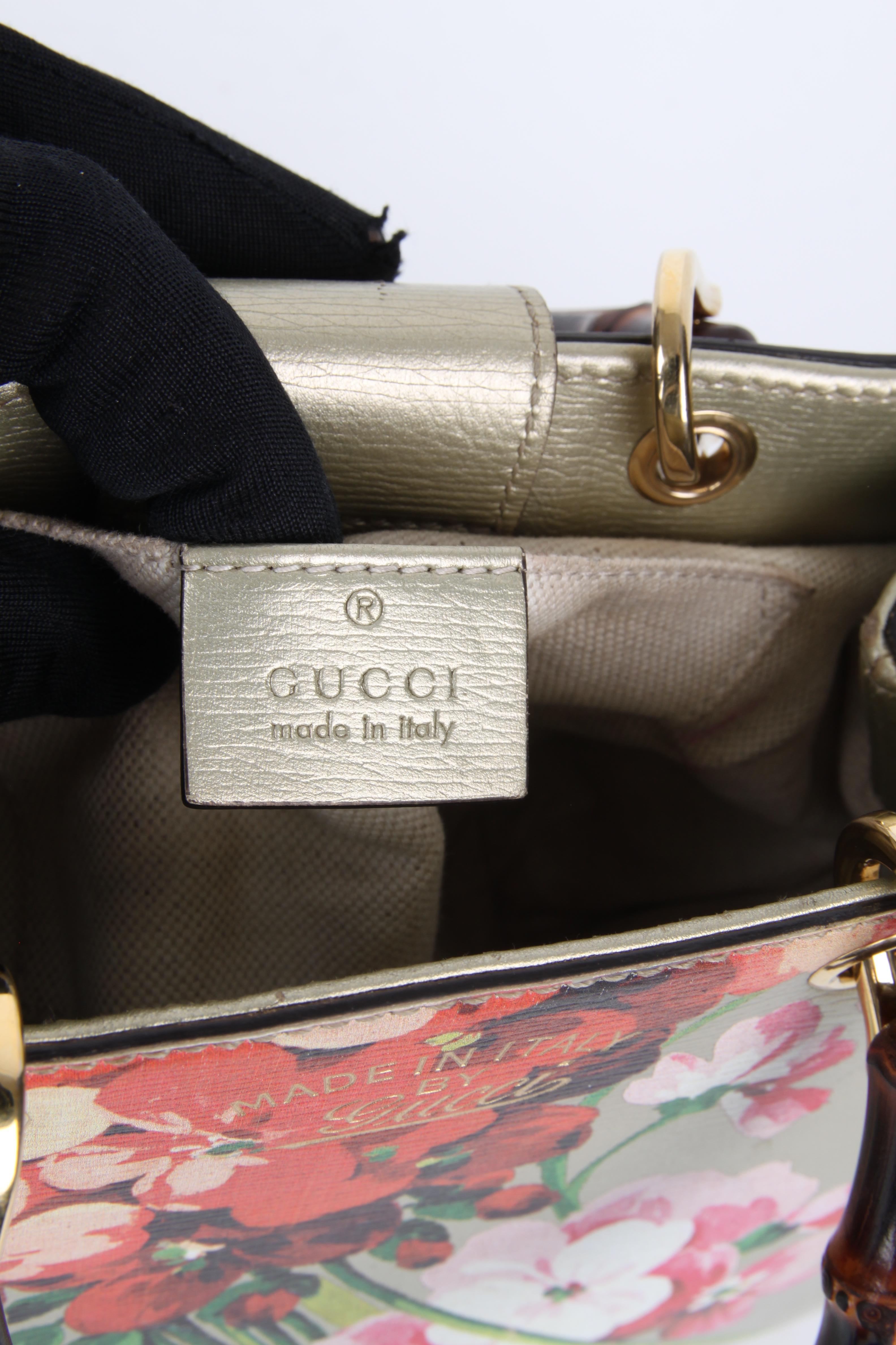 Gucci Gold Floral Bamboo Crossbody Handbag For Sale 5