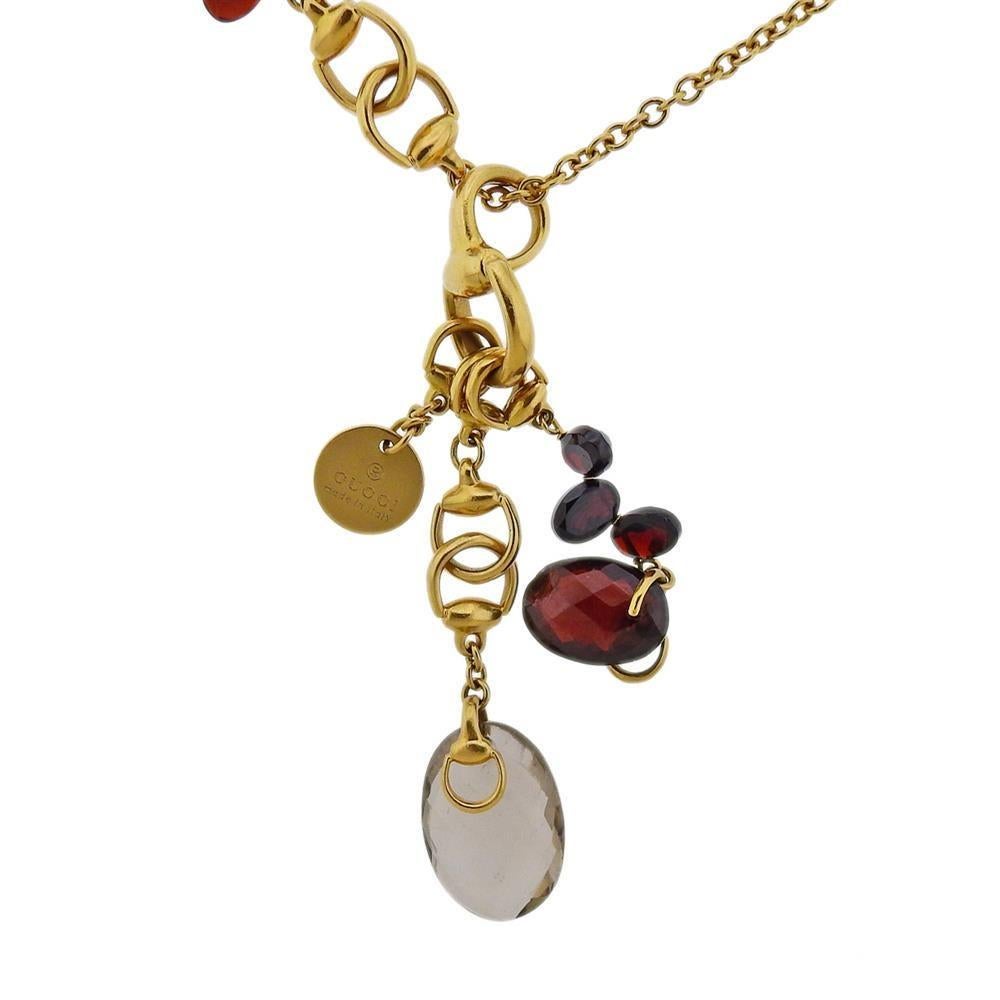 Gucci, collier pendentif en or avec grenat et quartz fumé Excellent état - En vente à New York, NY