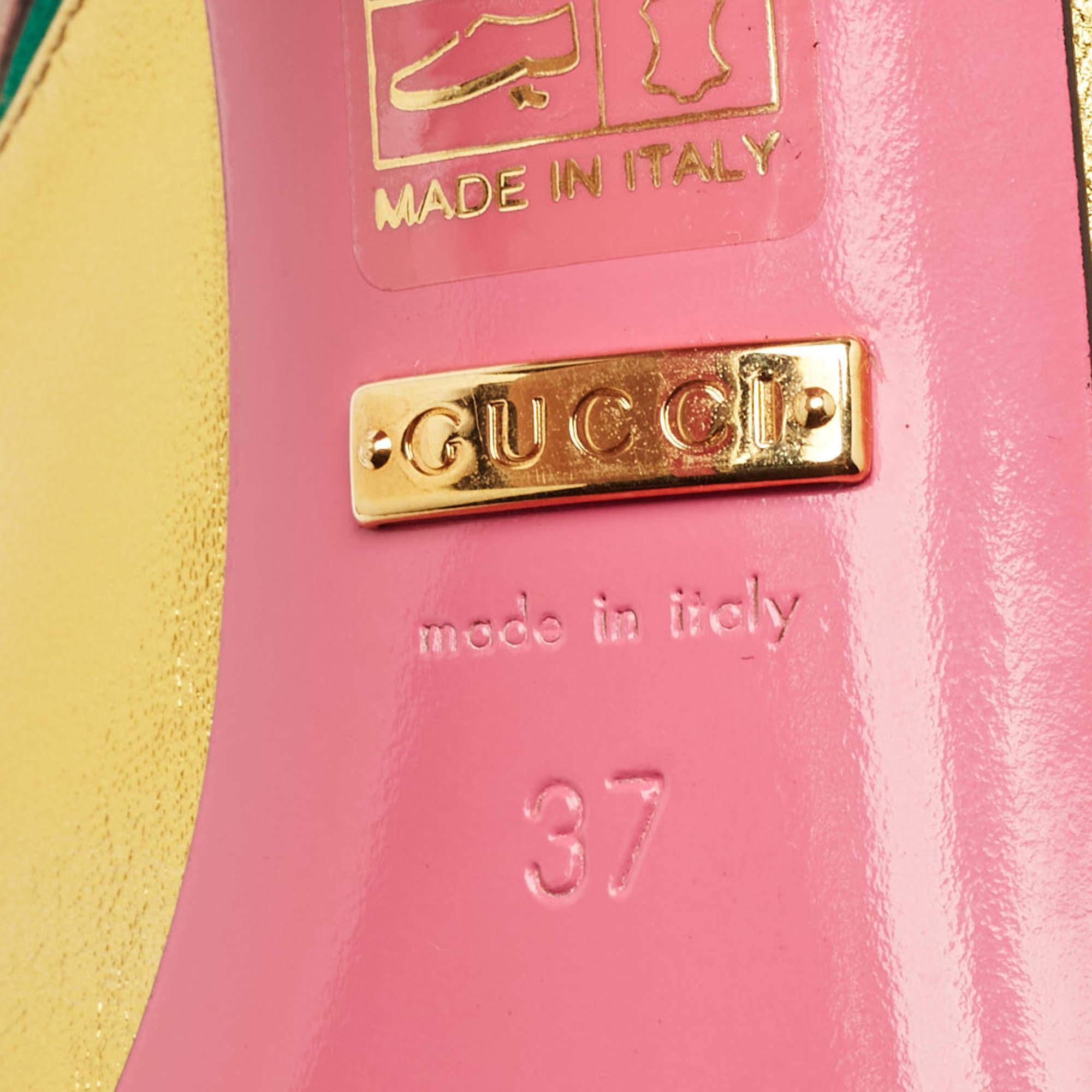 Bombas Gucci doradas/verdes de ante y piel con adornos de cristal talla 37 en venta 3