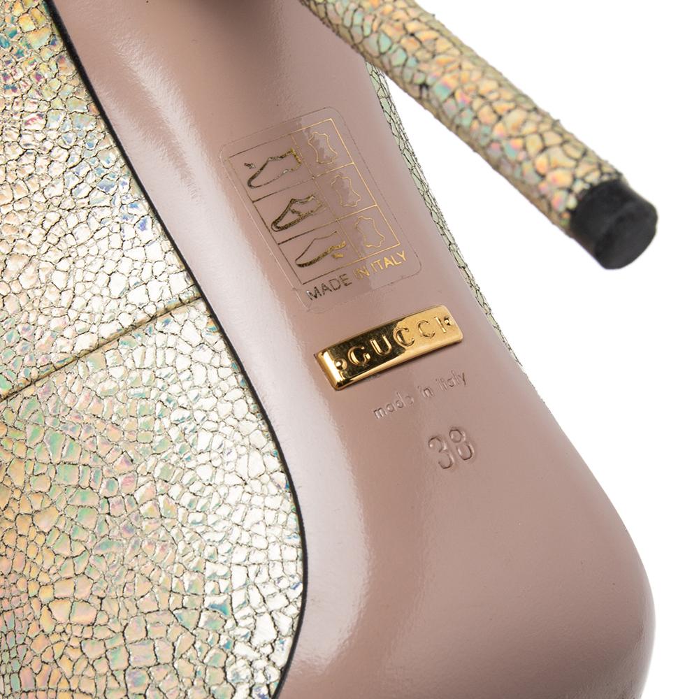 Gucci Gold Iridescent Textured Leather Pumps Size 38 1