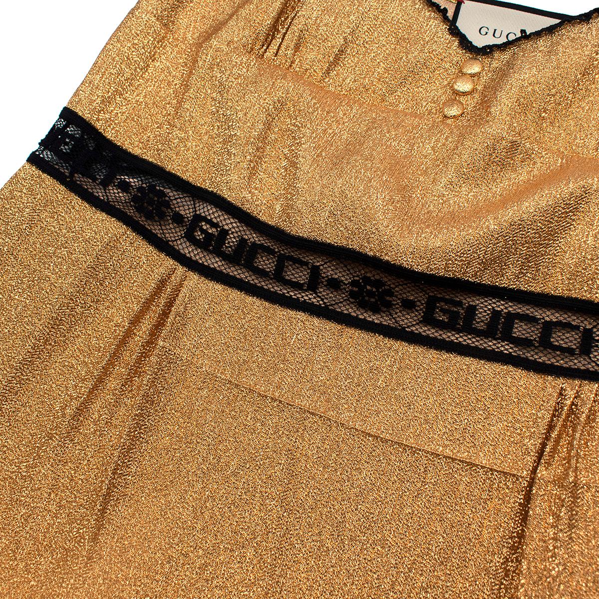 Gucci Goldfarbenes Slip-Kleid mit Spitzenbesatz und Lamé-Spitze - Us Größe 8 im Angebot 1
