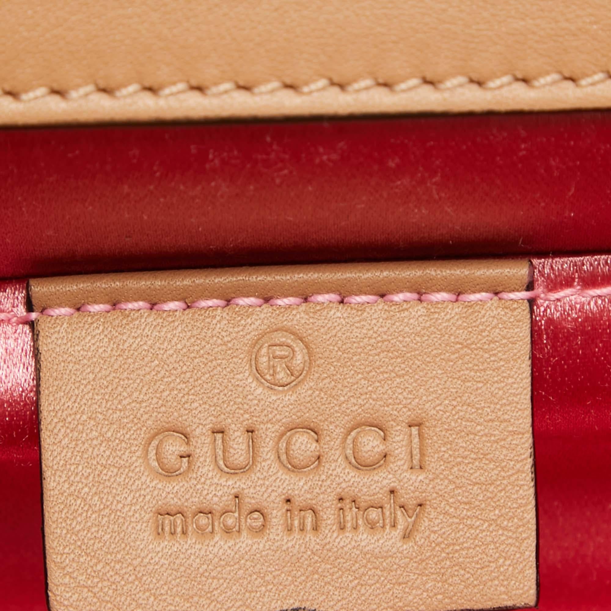 Gucci Gold Leather Embroidered Tiger Crystal Studded Chain Clutch For Sale 5
