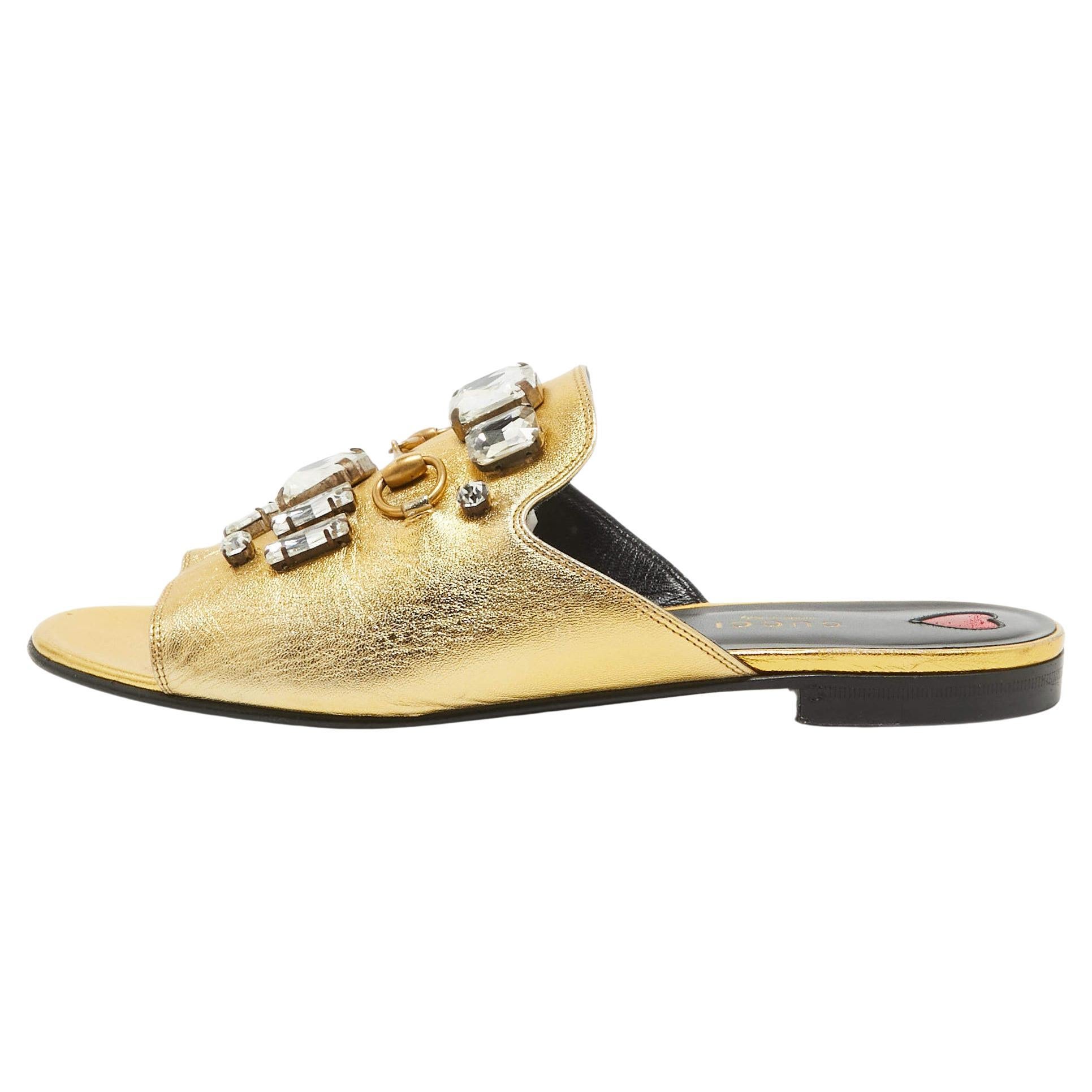 Gucci Gold Leather Horsebit Crystal Embellished Flat Slides Size 39 For Sale