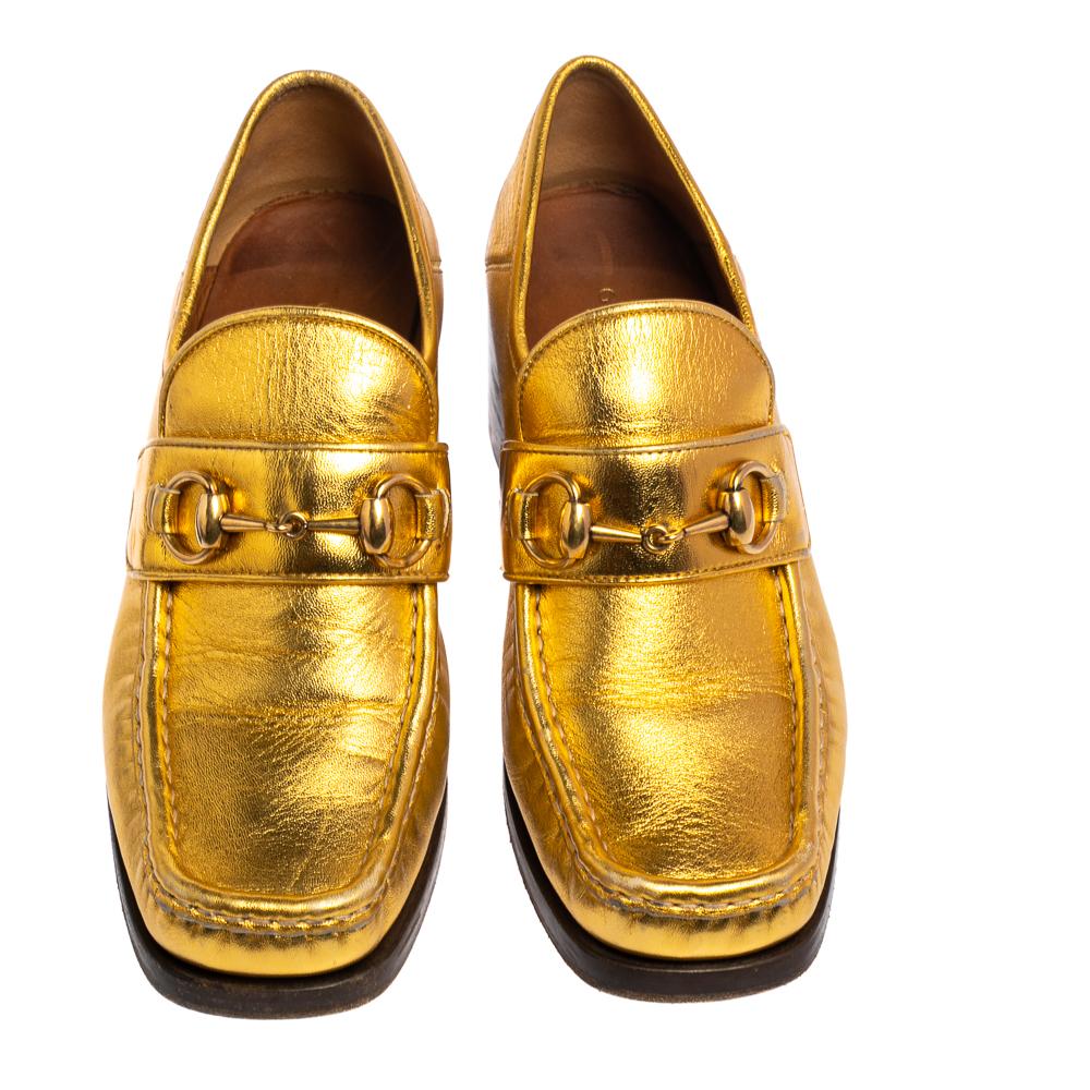 Gucci Gold Leather Horsebit Vegas Loafers Pumps Size 37 In Good Condition In Dubai, Al Qouz 2