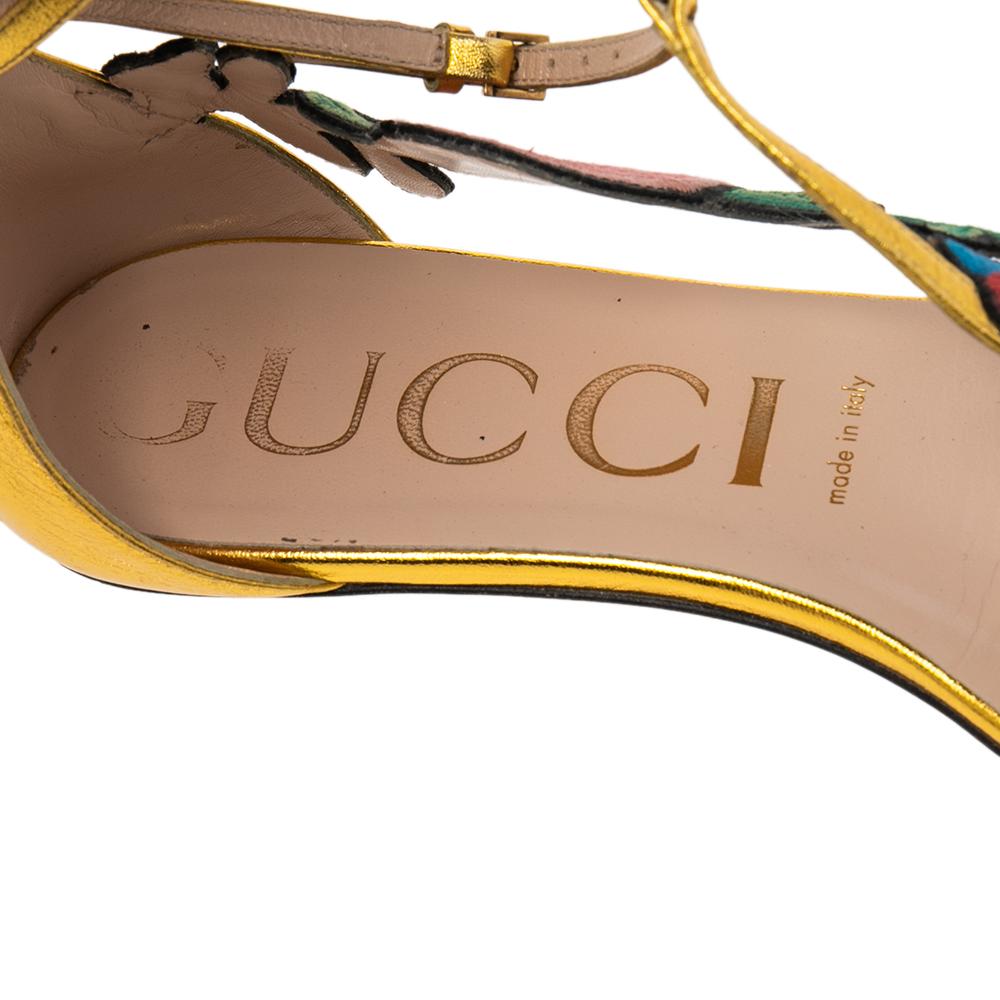 Gucci Gold Leather Ophelia Floral Embroidered Flat Sandals Size 39 In Good Condition In Dubai, Al Qouz 2