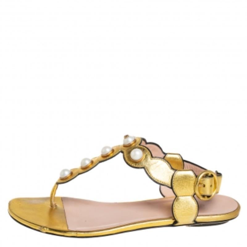 Women's Gucci Gold Leather  Pearl T-Strap Sandals Size 36.5 For Sale
