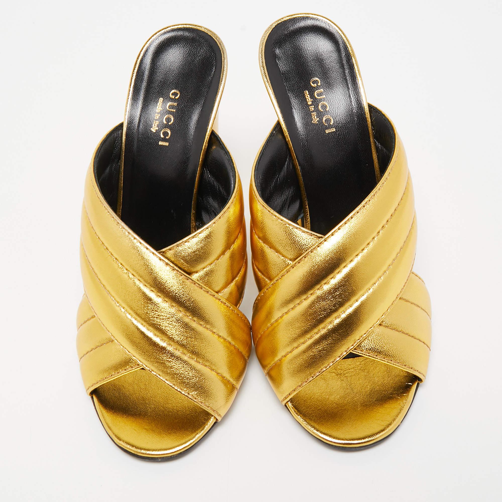 Gucci Gold Leather Webby Cross Strap Slide Sandals Size 37.5 In Good Condition In Dubai, Al Qouz 2