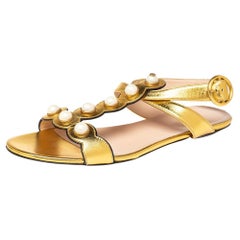 Gucci Gold Leather Willow Faux Pearl Embellished Flat Sandals Size 37.5