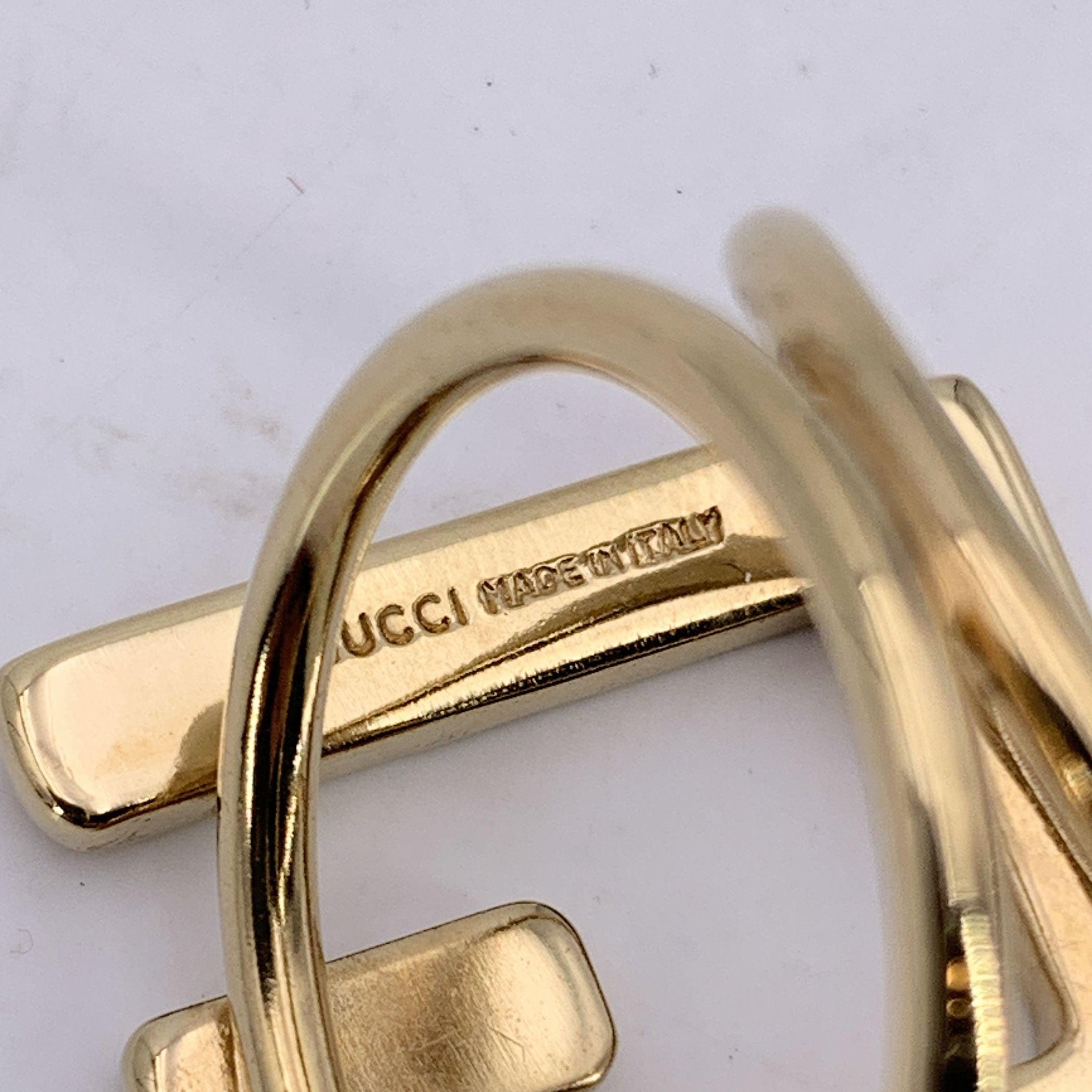 Gucci Gold Metall G Logo Schal Ring Halter Accessoire im Zustand „Hervorragend“ im Angebot in Rome, Rome