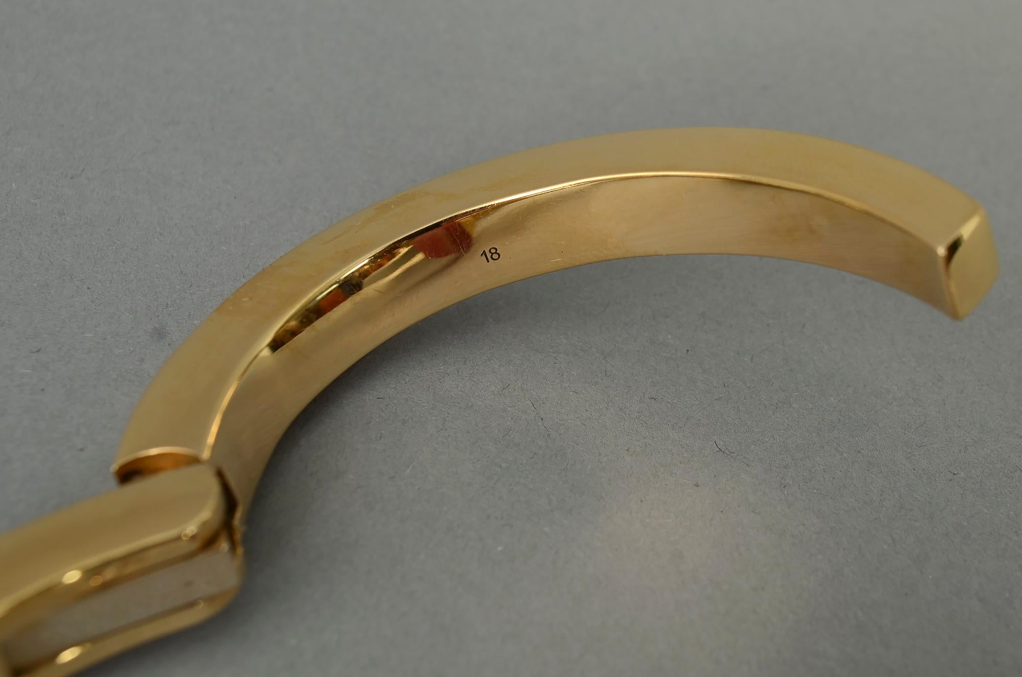 Gucci Gold Nail Bracelet with Pink Agate In Excellent Condition In Darnestown, MD