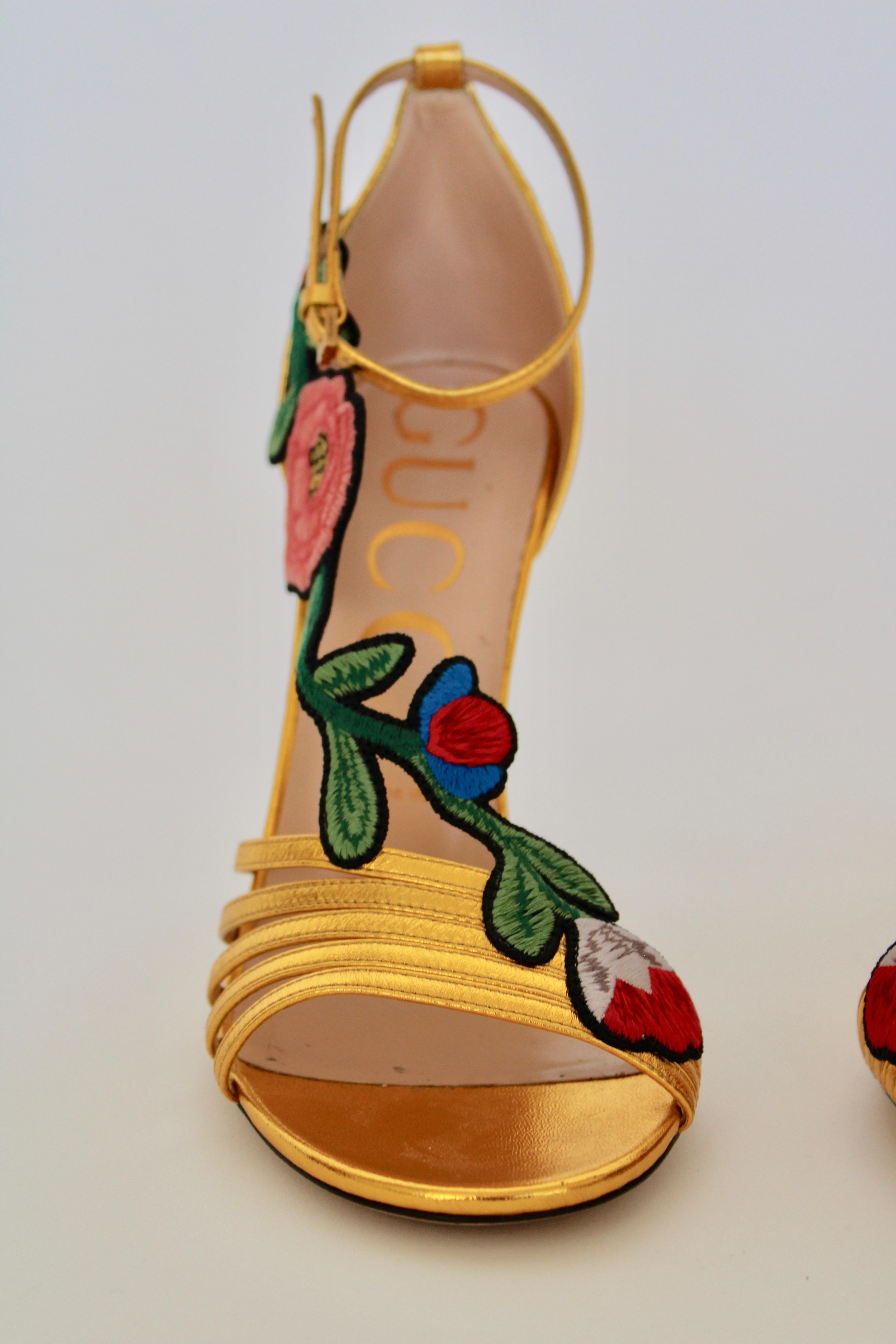 Gucci  Gold Ophelia Floral Embroidered Sandals In New Condition For Sale In New York, NY