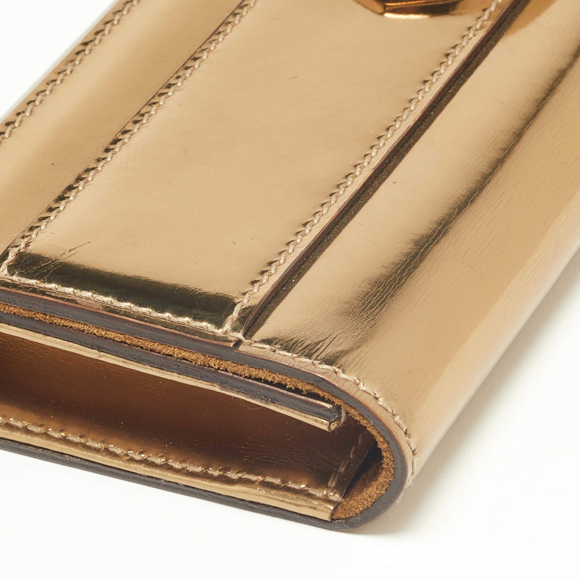 Gucci Gold Lacklederschnalle Continental Brieftasche mit Schnalle 1