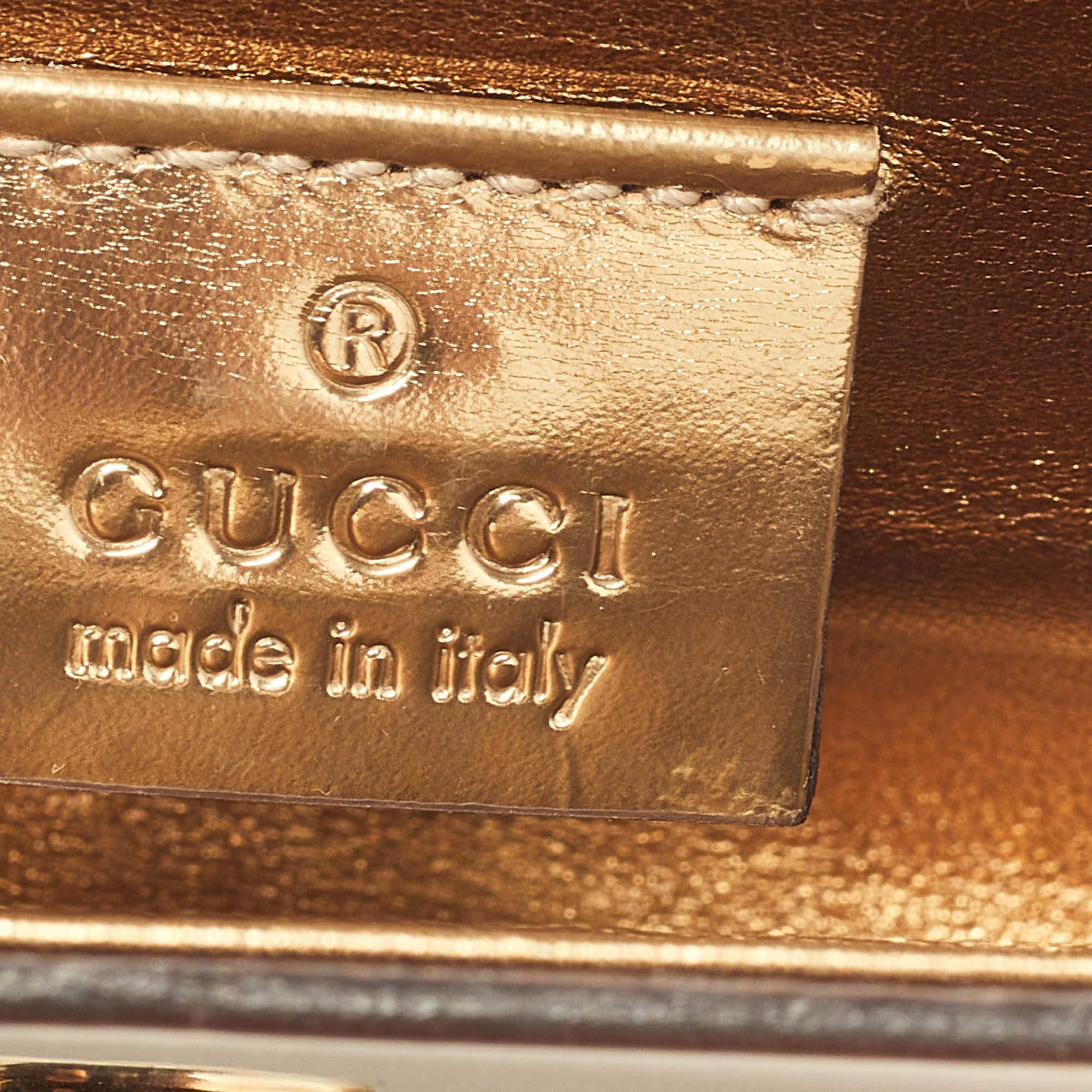 Gucci Gold Lacklederschnalle Continental Brieftasche mit Schnalle 4