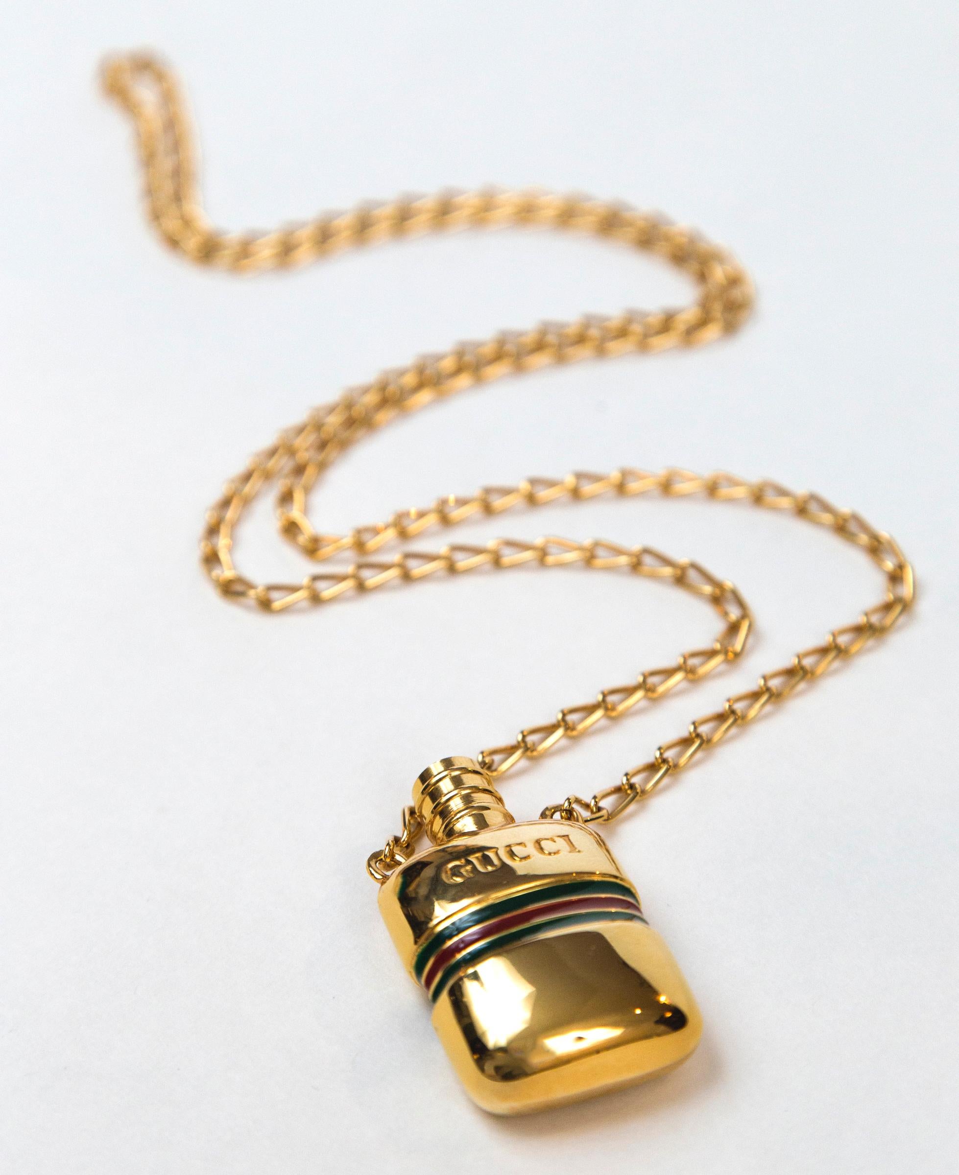 Gucci Gold Perfume Necklace In Good Condition In Westport, CT