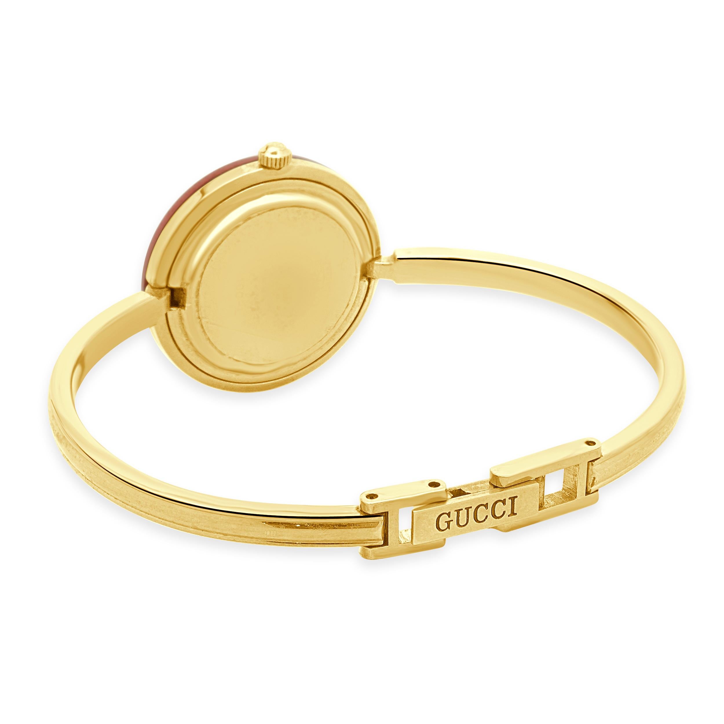 Gucci Gold Plated Interchangeable Bezel Ladies Watch In Excellent Condition For Sale In Scottsdale, AZ