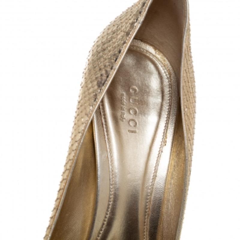 Gucci Python Print Pump Gucci Gold Python Leather Horsebit Peep Toe Pumps Size 41 For Sale at ...