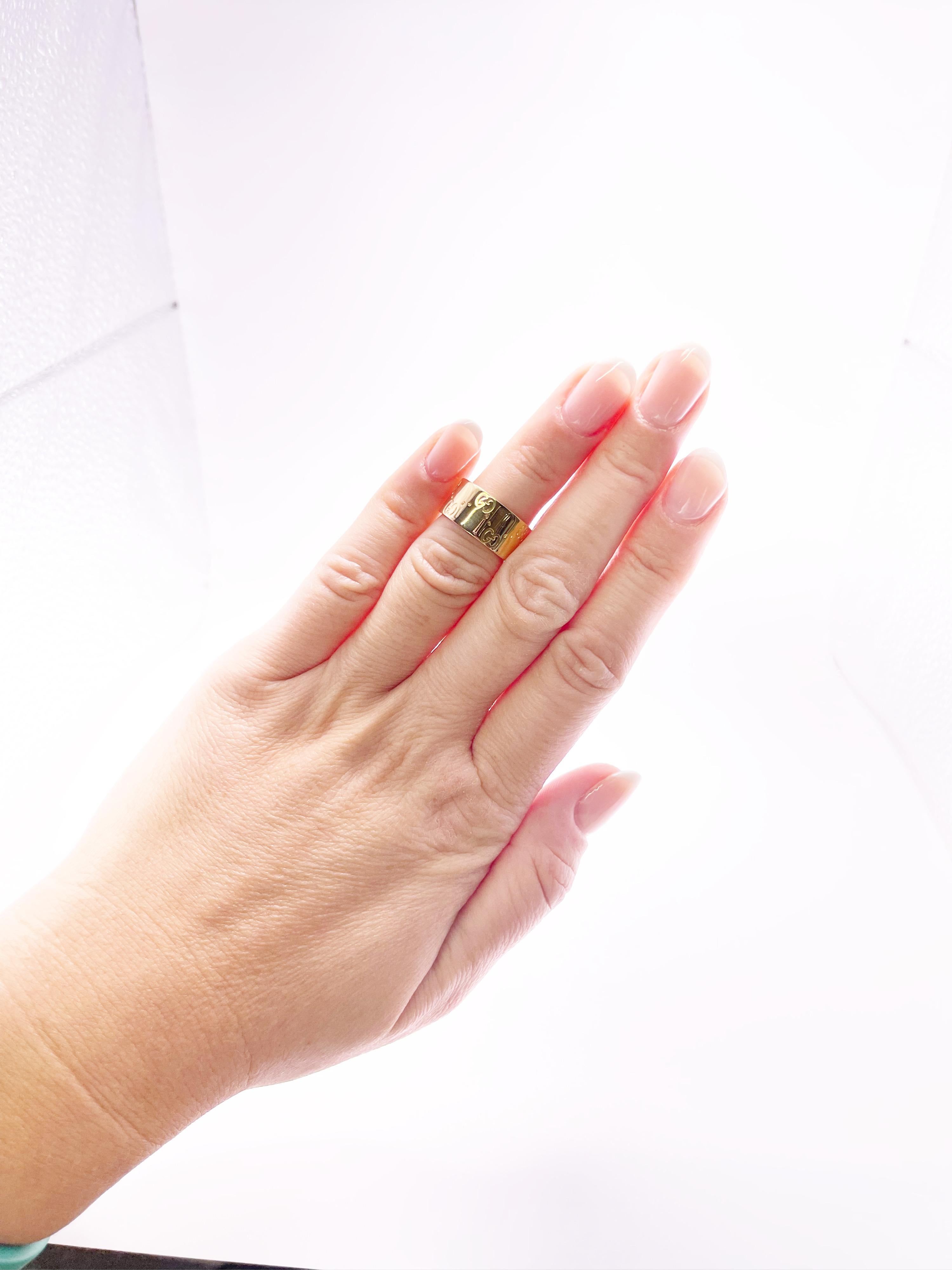 Gucci Gold Ring 18kt Wide Top Designer Ring For Sale 2