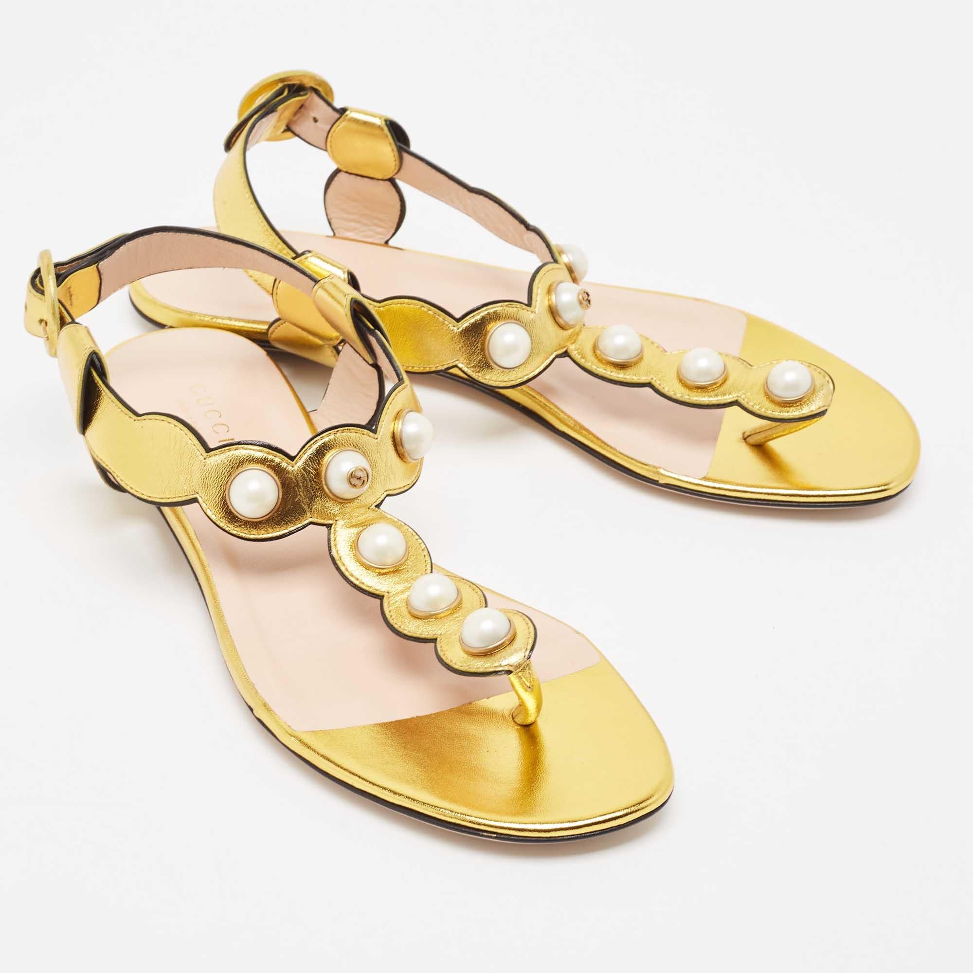 Gucci Gold Scalloped Leather Faux Pearl Embellished Thong Flat Sandals Size 38 2