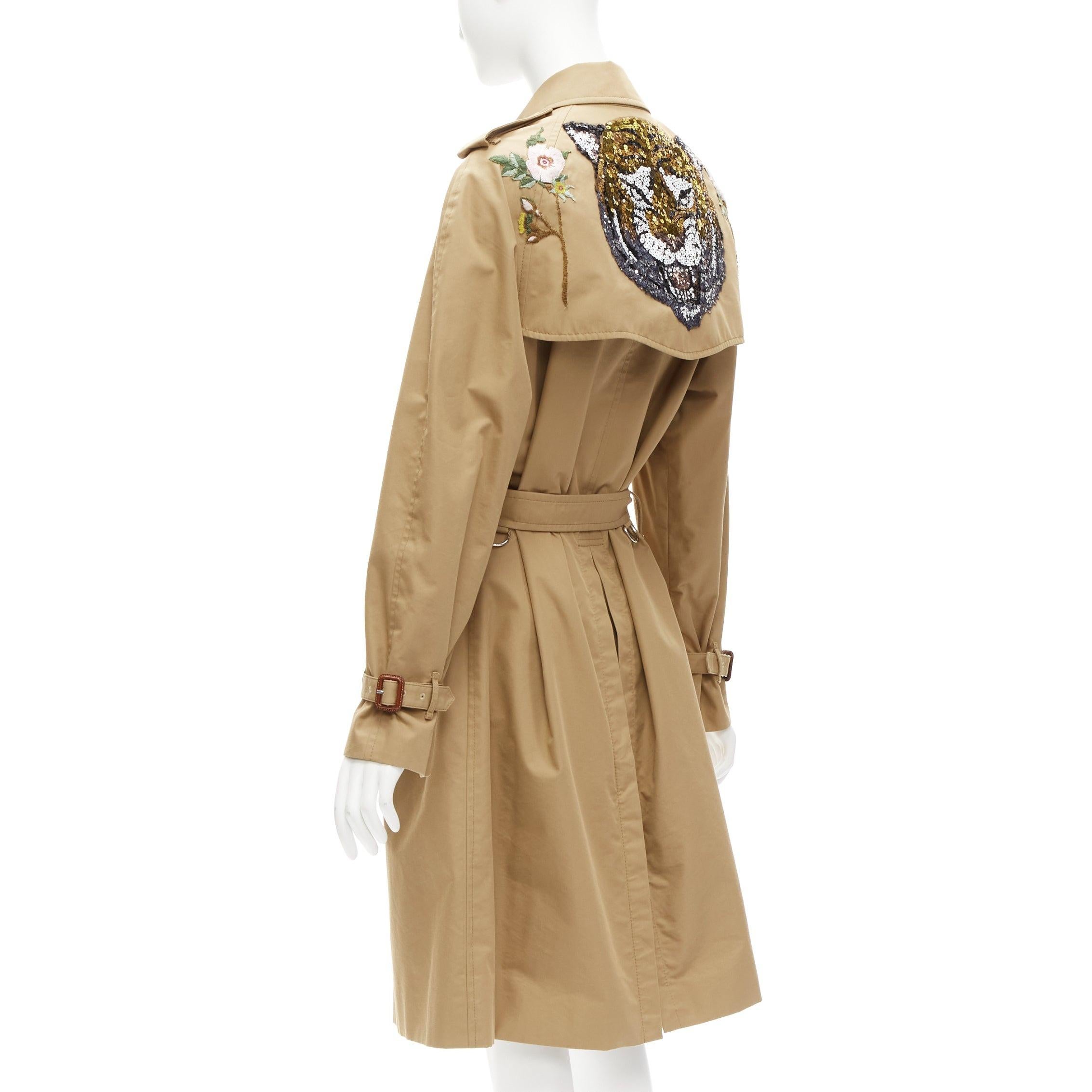 GUCCI gold sequins tiger flower embroidery beige belted trench coat IT38 XS For Sale 1