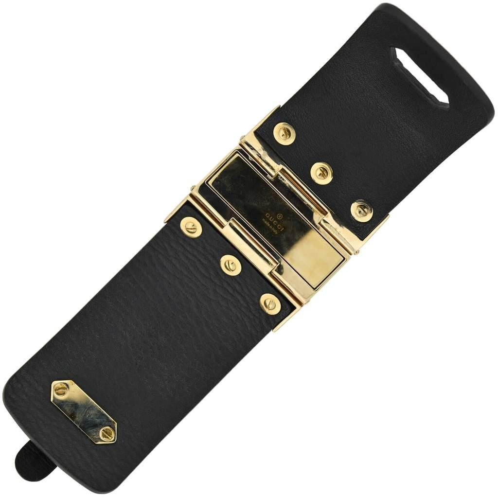 Gucci Goldfarbenes, goldfarbenes, Pyramiden-Gliederarmband aus breitem Leder im Zustand „Gut“ in Narberth, PA