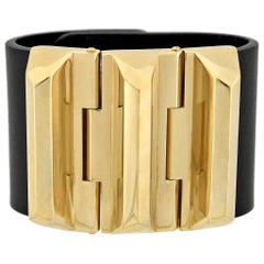 Gucci Gold Tone Pyramid Link Wide Leather Band Bracelet