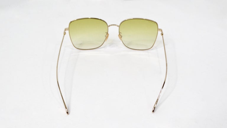 Gucci Gold-Tone Square Tinted Sunglass With Attachable Hanging
