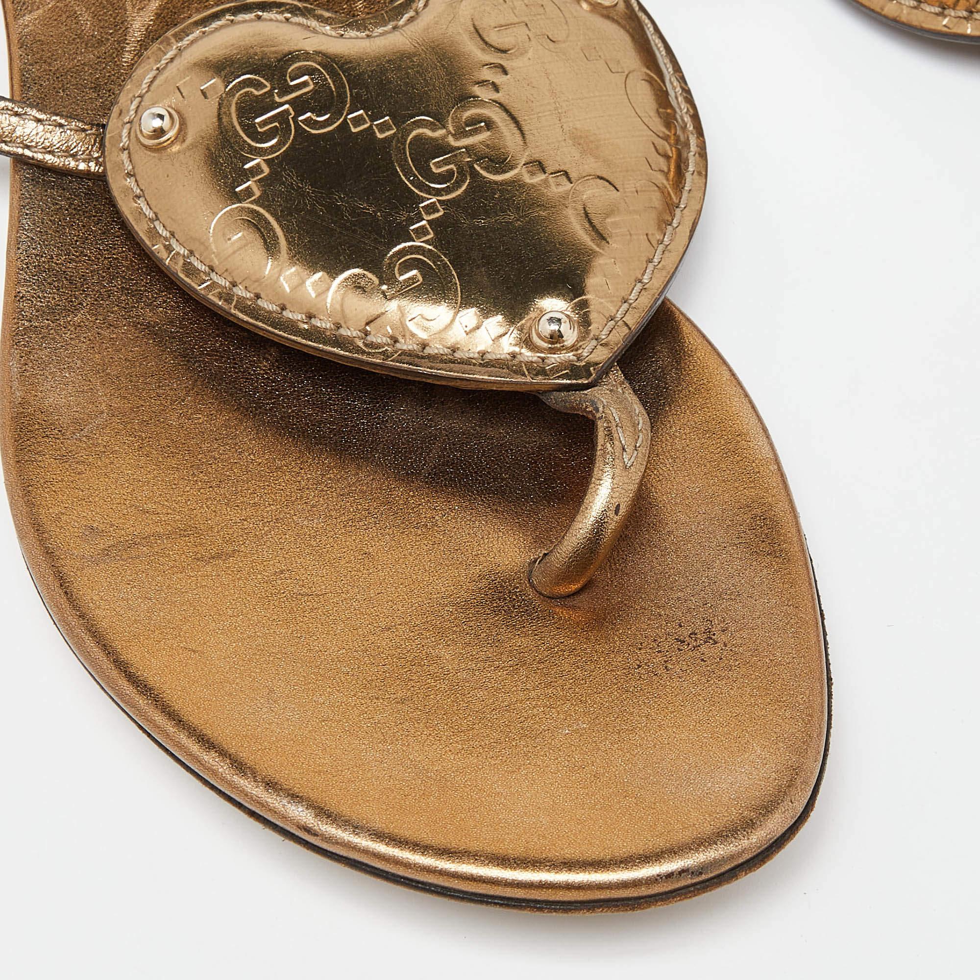 Gucci Golden Metallic Gold Leather Heart Thong Flat Slides Size 36 2