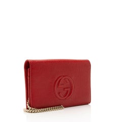 Gucci Grained Leather Soho Wallet on Chain