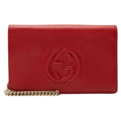 Gucci Grained Leather Soho Wallet on Chain
