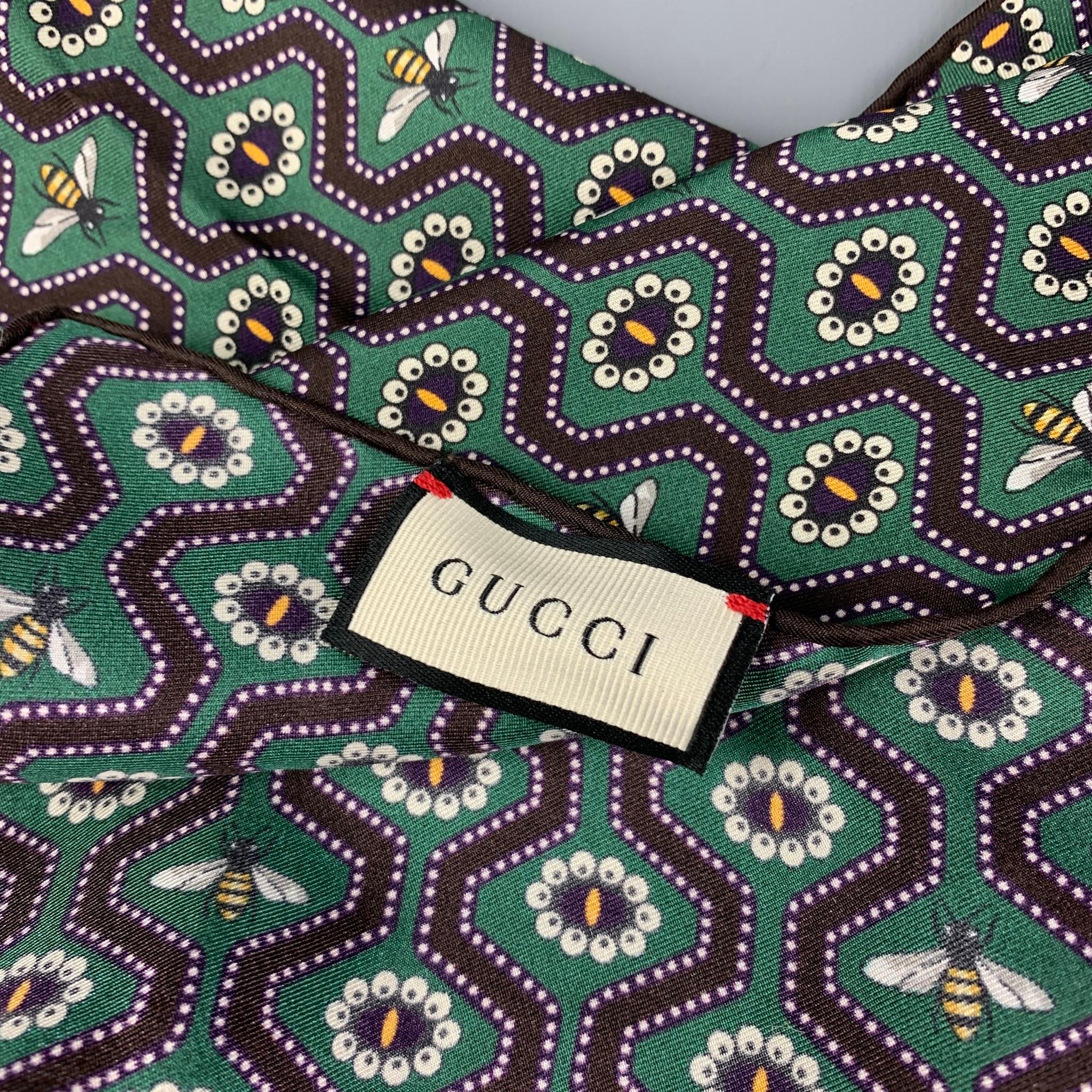 Black GUCCI Green & Brown Bee Print Silk Pocket Square