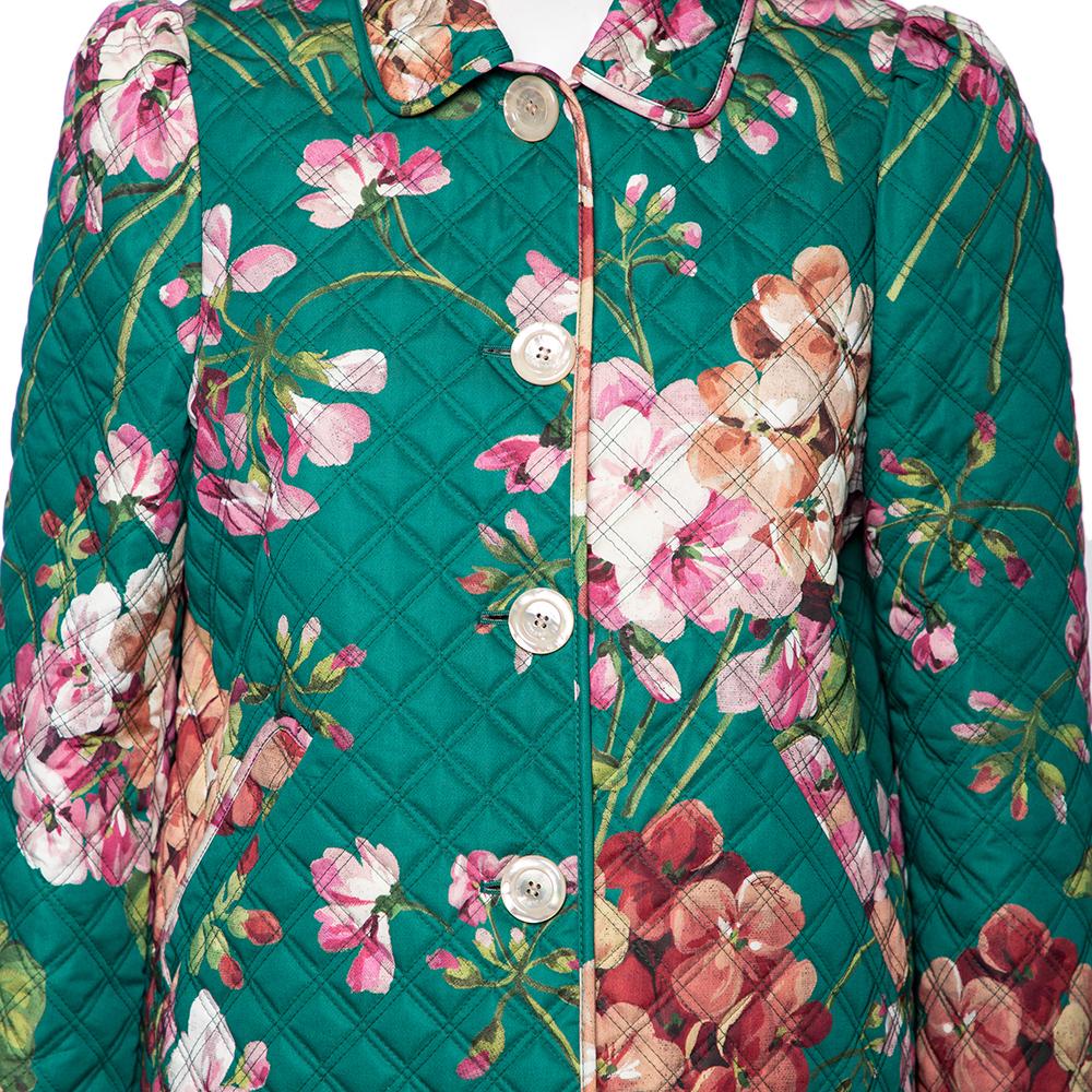 Gucci Green Floral Printed Quilted Cotton Button Front Coat M In Good Condition For Sale In Dubai, Al Qouz 2