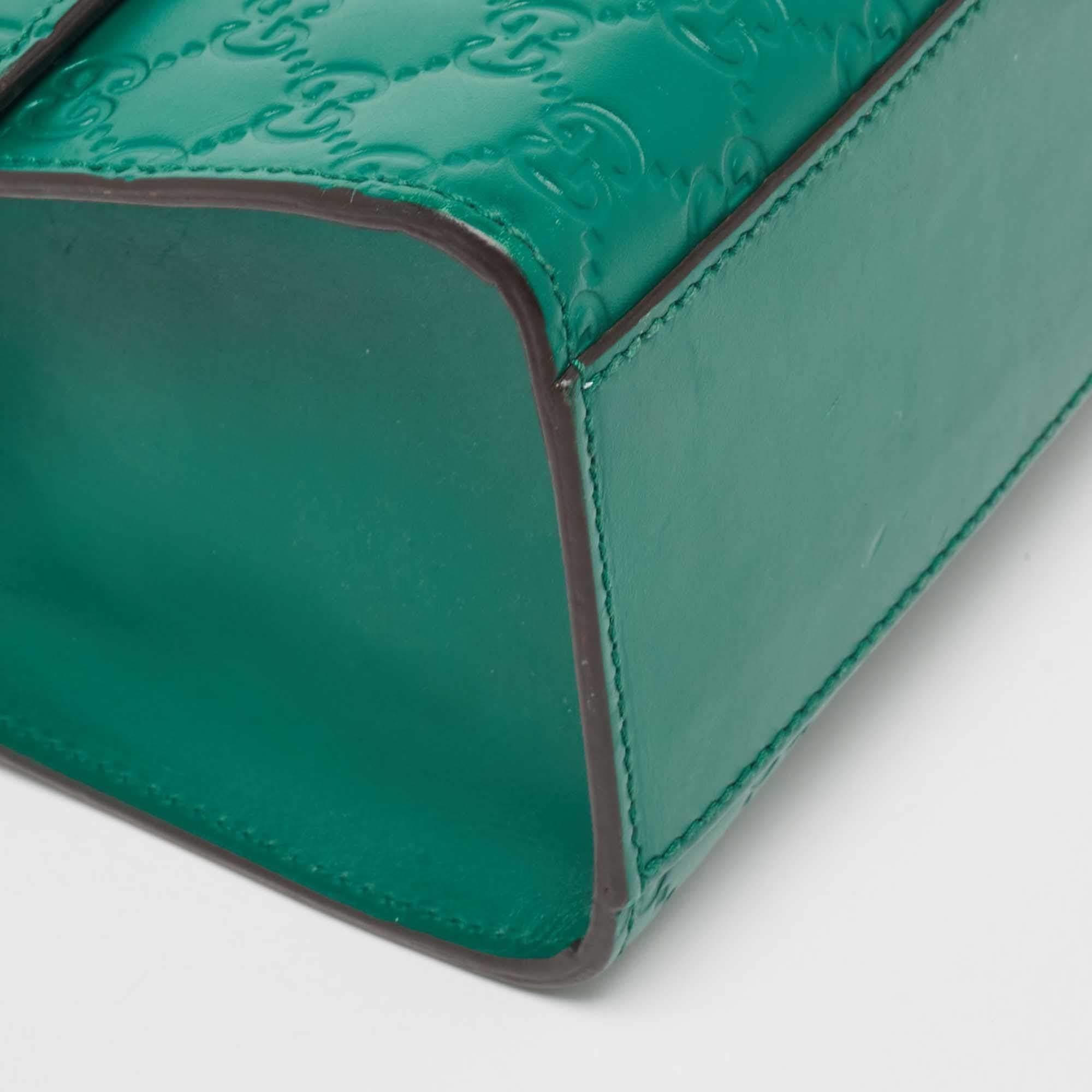 Gucci Green Guccissima Leather Medium Padlock Shoulder Bag For Sale 8
