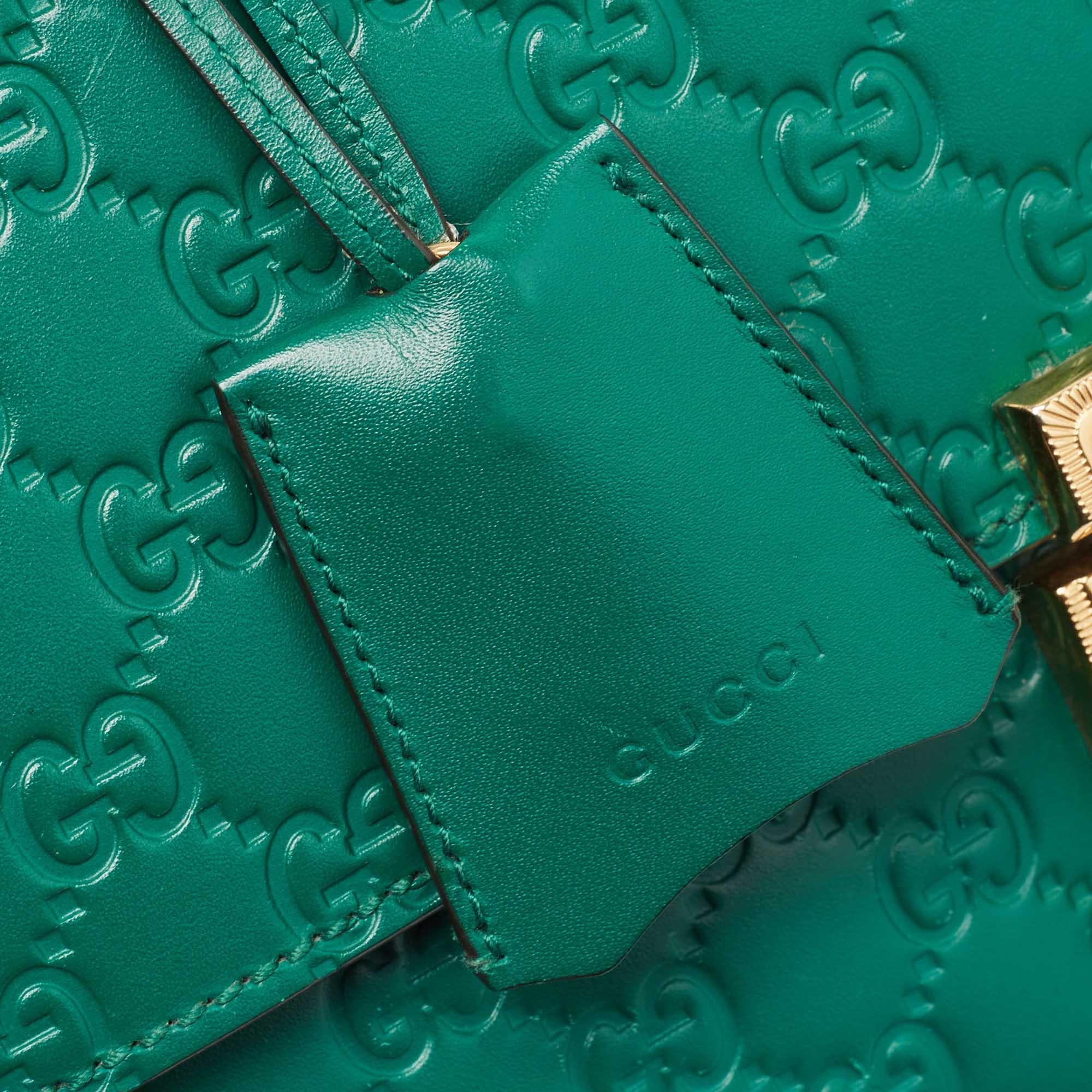 Gucci Green Guccissima Leather Medium Padlock Shoulder Bag For Sale 3